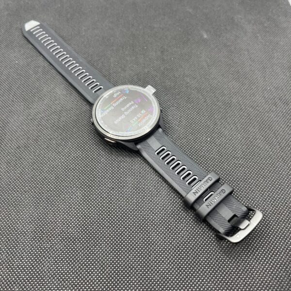 Garmin Forerunner 965 Carbon Gray with Black/Powder Gray Silicone Band(Condition: Pristine) - Image 7
