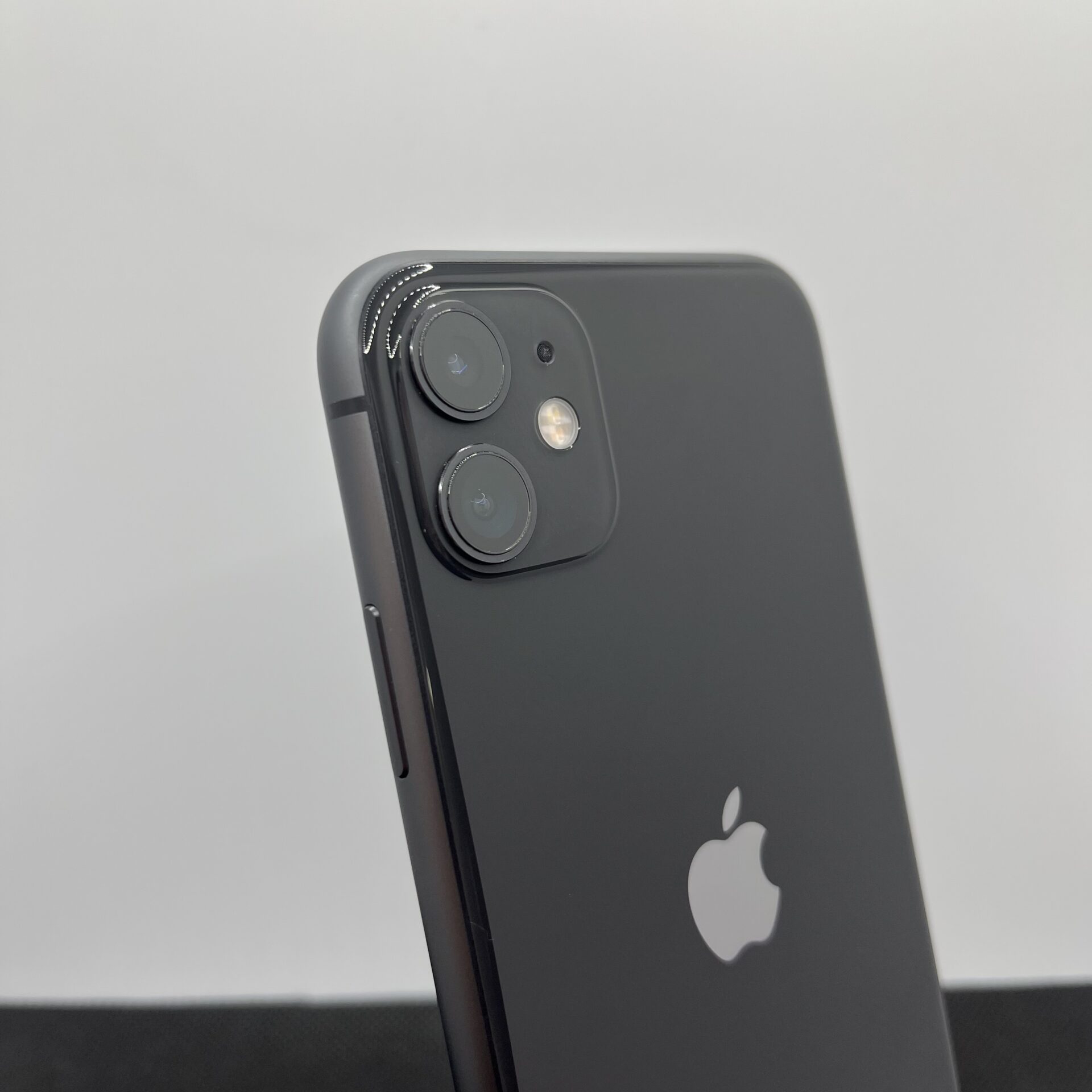 Apple iPhone 11 64GB Black (Condition: Excellent) - Image 9