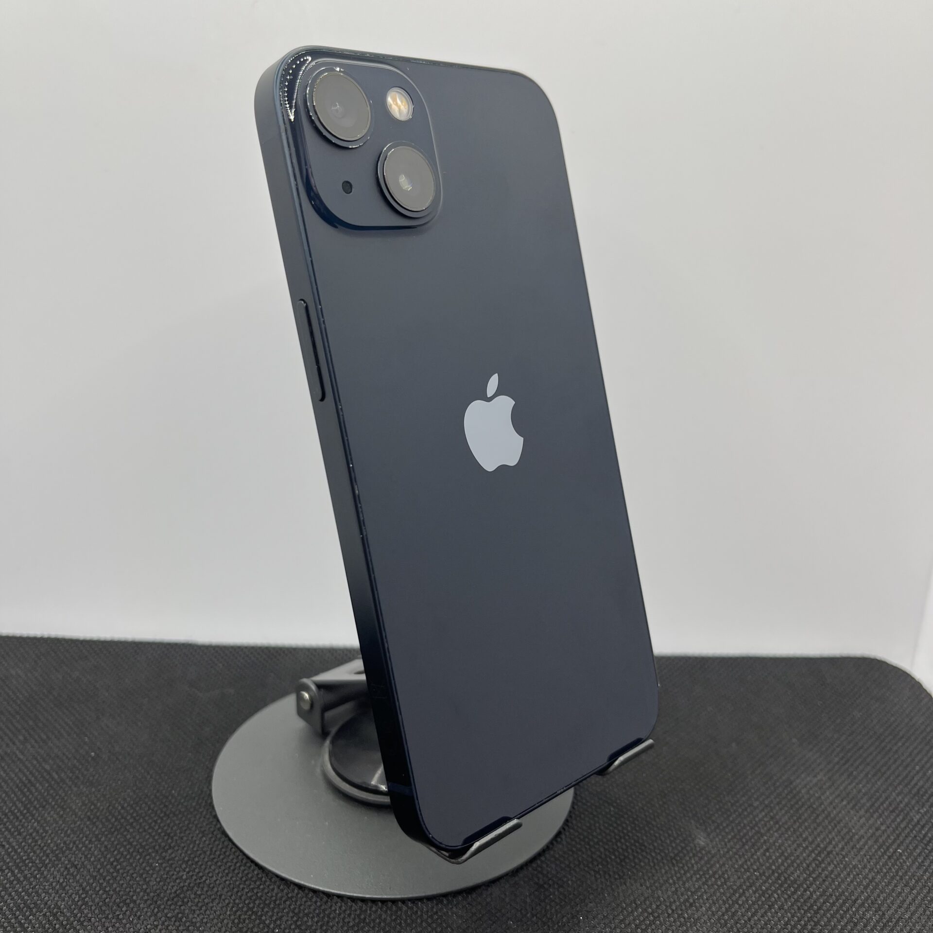 Apple iPhone 13 128GB Midnight (Condition: Excellent) - Image 7
