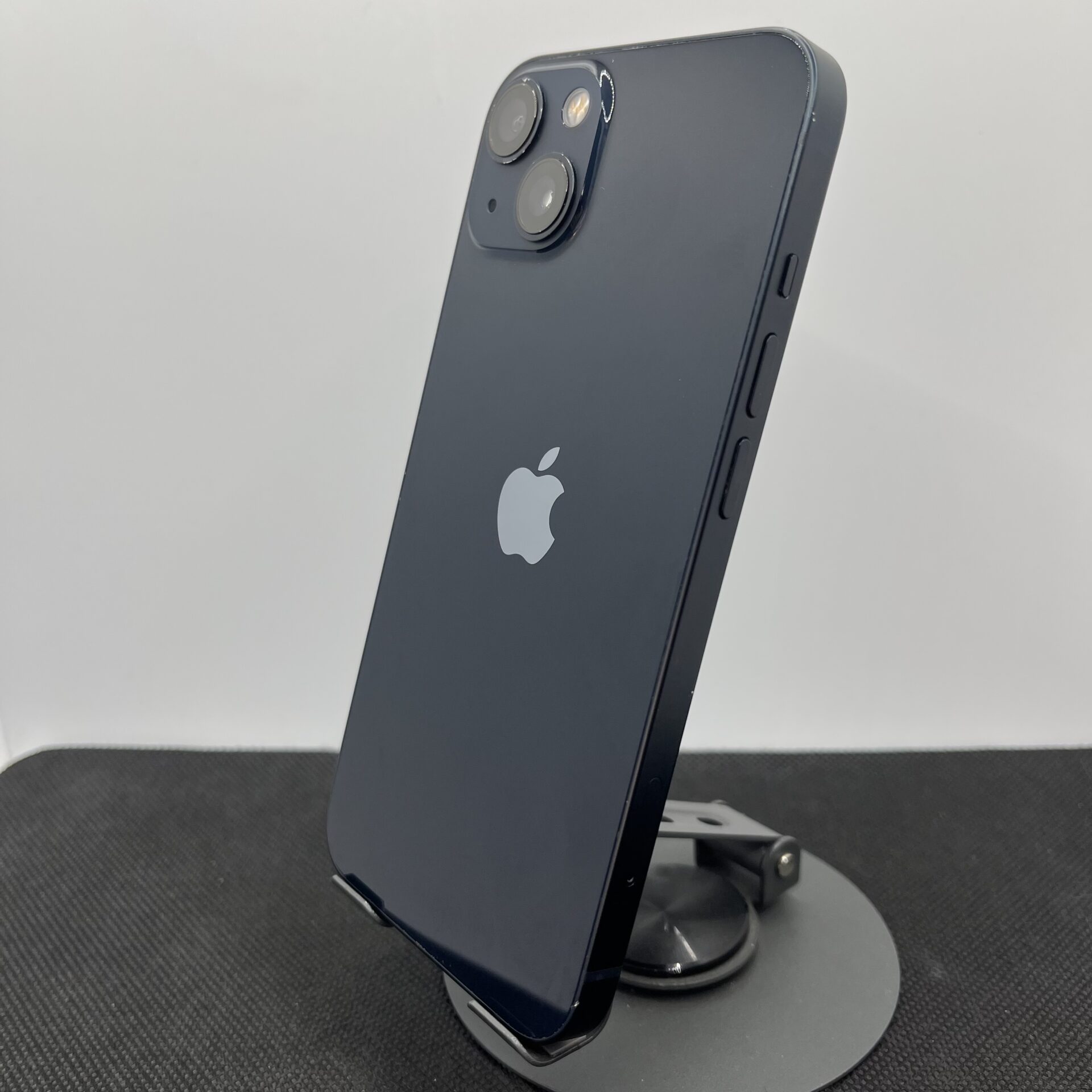 Apple iPhone 13 128GB Midnight (Condition: Excellent) - Image 8