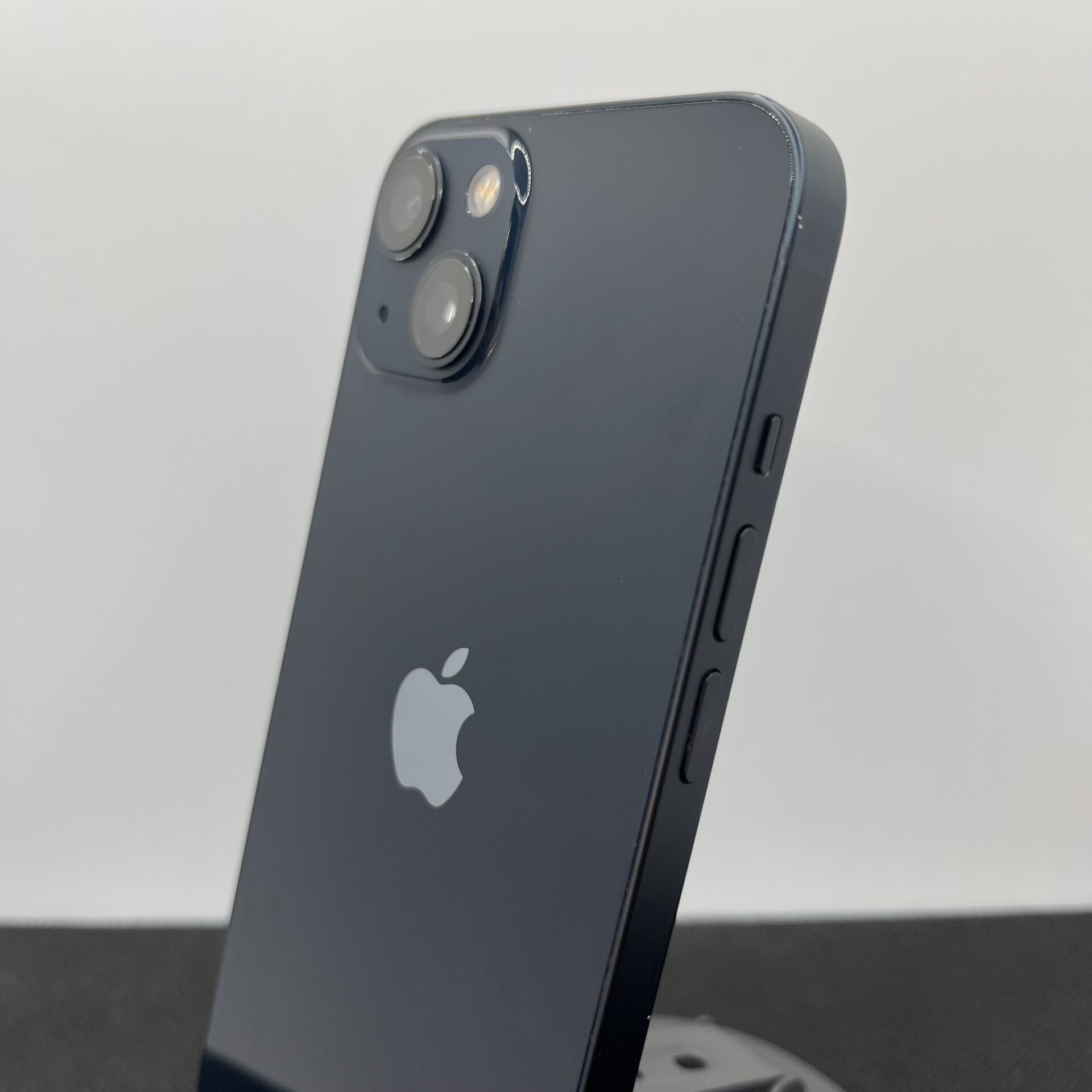 Apple iPhone 13 128GB Midnight (Condition: Excellent) - Image 10