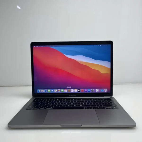 Apple MacBook Pro 13-Inch 