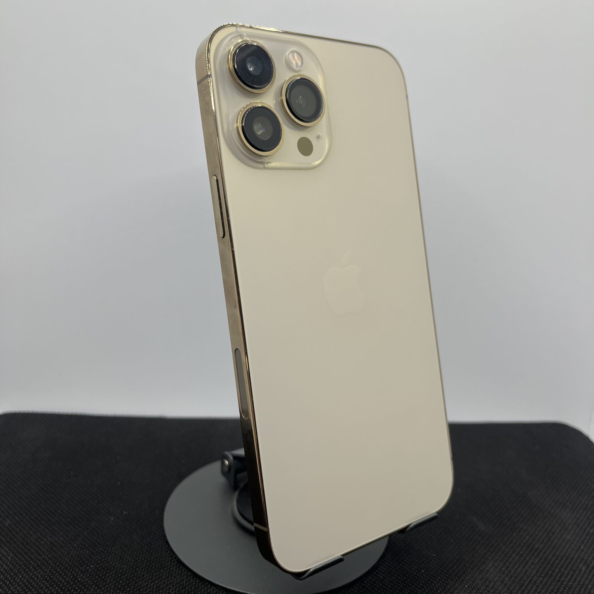 Apple iPhone 13 Pro Max 256GB Gold (Condition: Good) | Epic Deals SA Apple iPhone 13 Pro Max 256GB Gold (Condition: Good) | Epic Deals SA