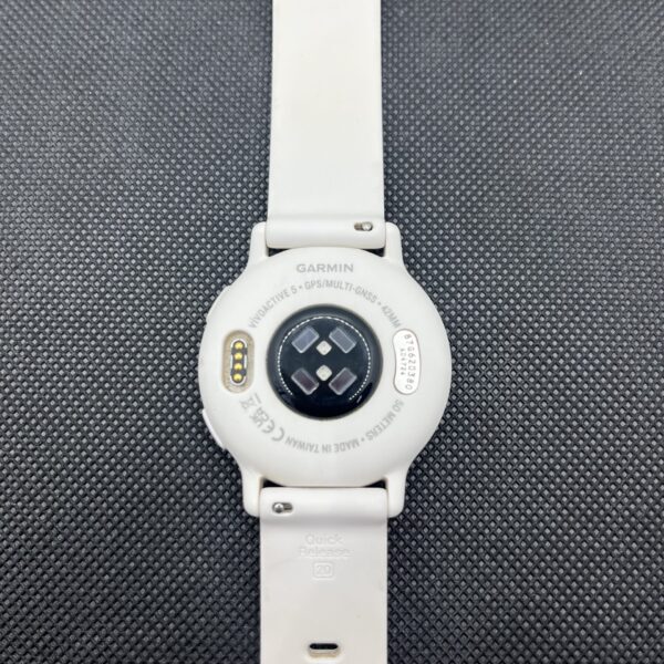 Garmin Vivoactive 5, Ivory with Cream Gold (Condition: Good) - Image 7