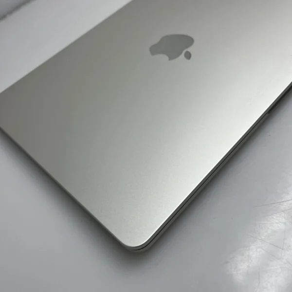 Apple MacBook Air 