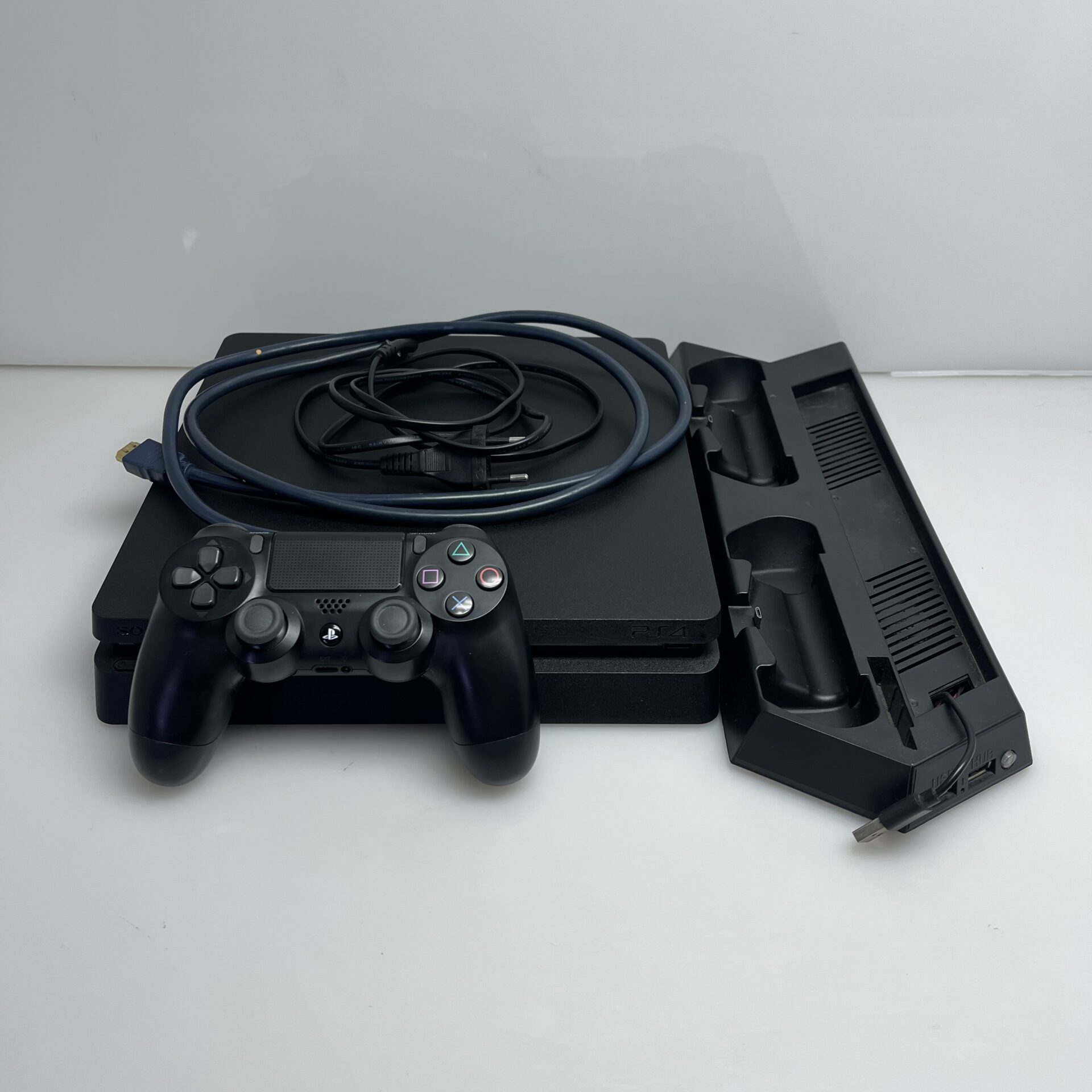 Sony PlayStation 4 Slim 1TB Black + Controller + Charging Station + 3 Games (Condition: Excellent) - Image 6