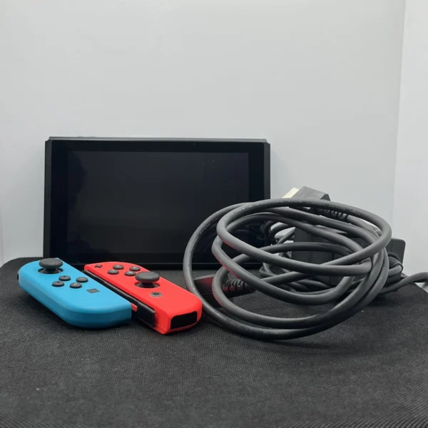Nintendo Switch 32GB Black + Accessories (Condition: Good) | Epic