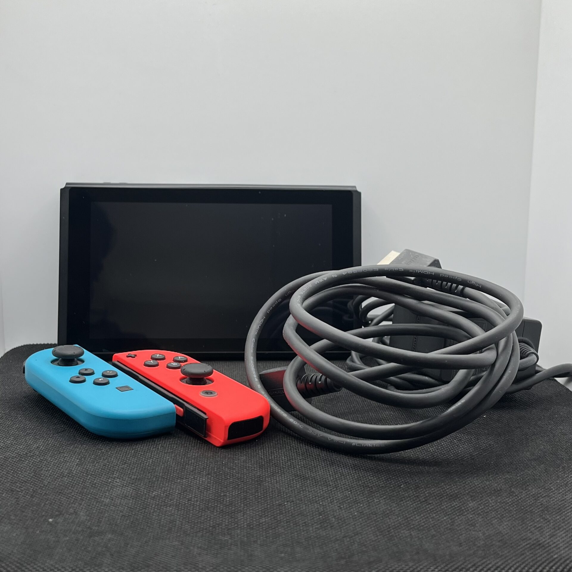 Nintendo Switch 32GB Black + Accessories (Condition: Good) - Image 8
