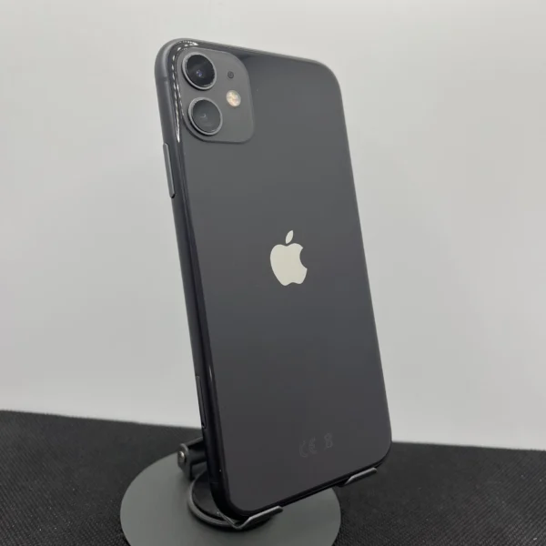 ★しんママ様★Apple iPhone 11 ブラック 本体　64GB Apple iPhone 11 64GB Black (Condition: Excellent) | Epic Deals SA