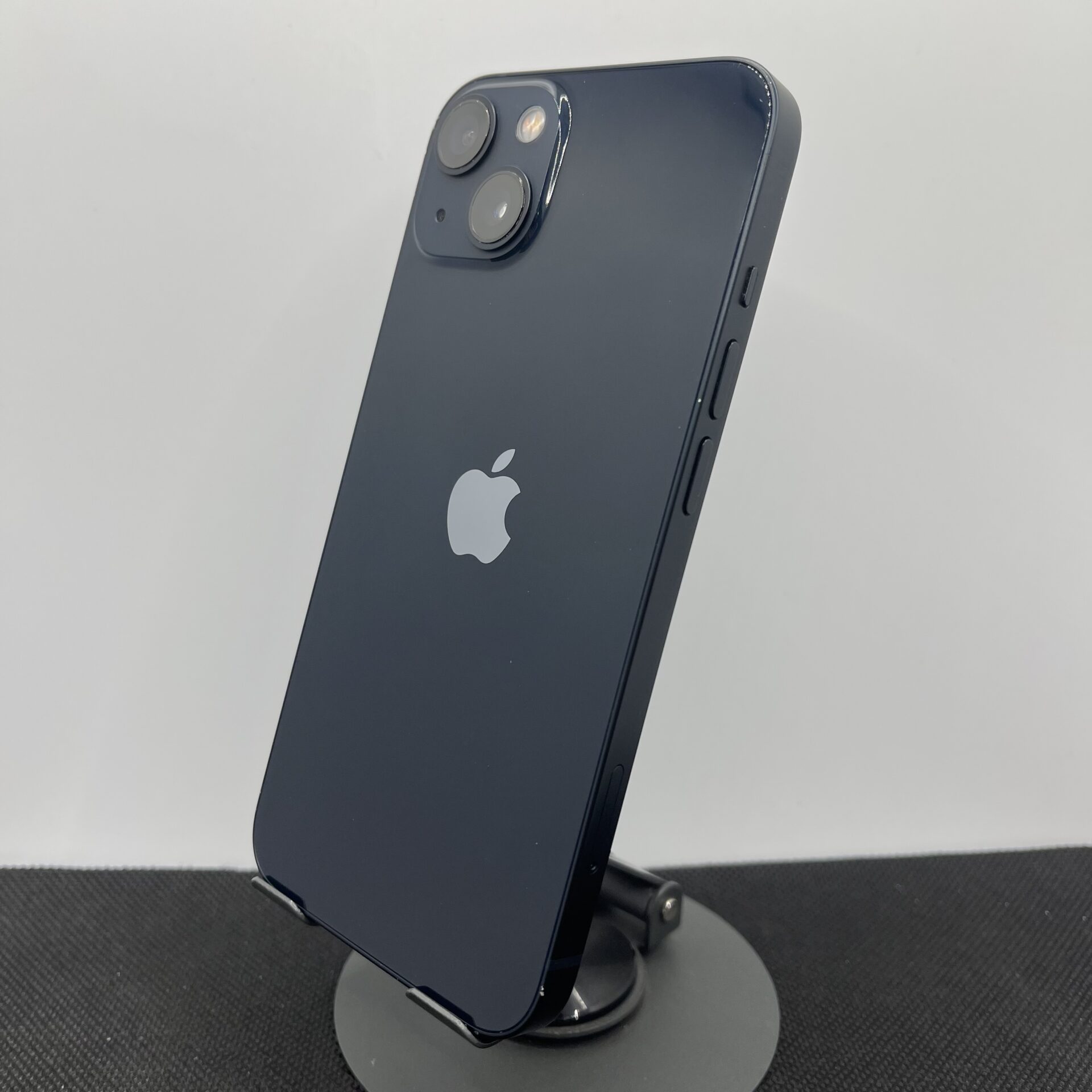 Apple iPhone 13 128GB Midnight (Condition: Good) - Image 9