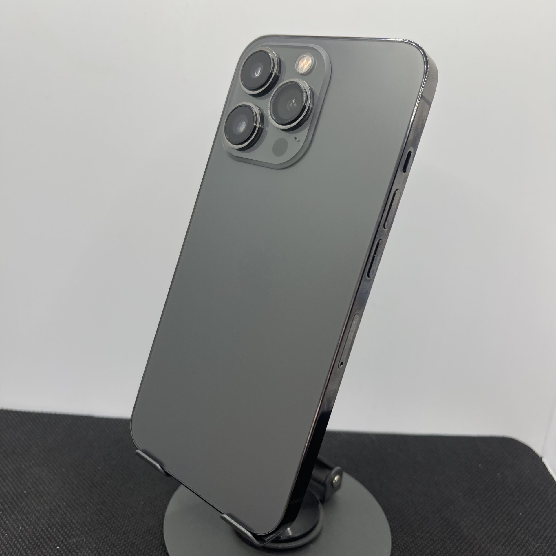 Apple iPhone 13 Pro 256GB Graphite (Condition: Good) - Image 12