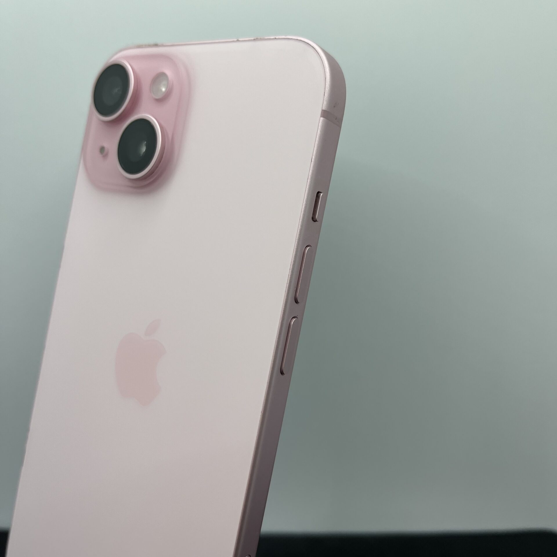 Apple iPhone 15 128GB Pink (Condition: Good) - Image 10