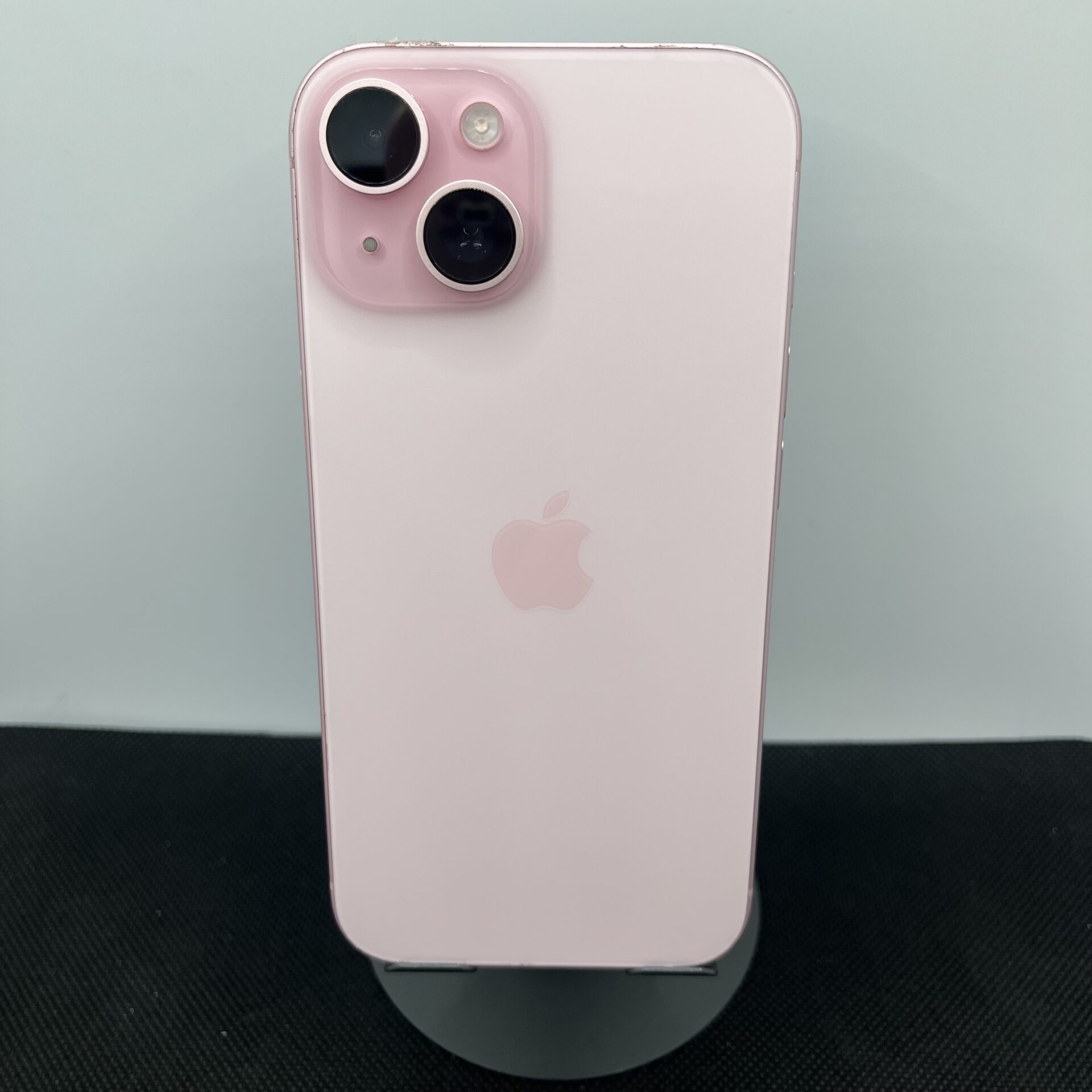 Apple iPhone 15 128GB Pink (Condition: Good) - Image 11