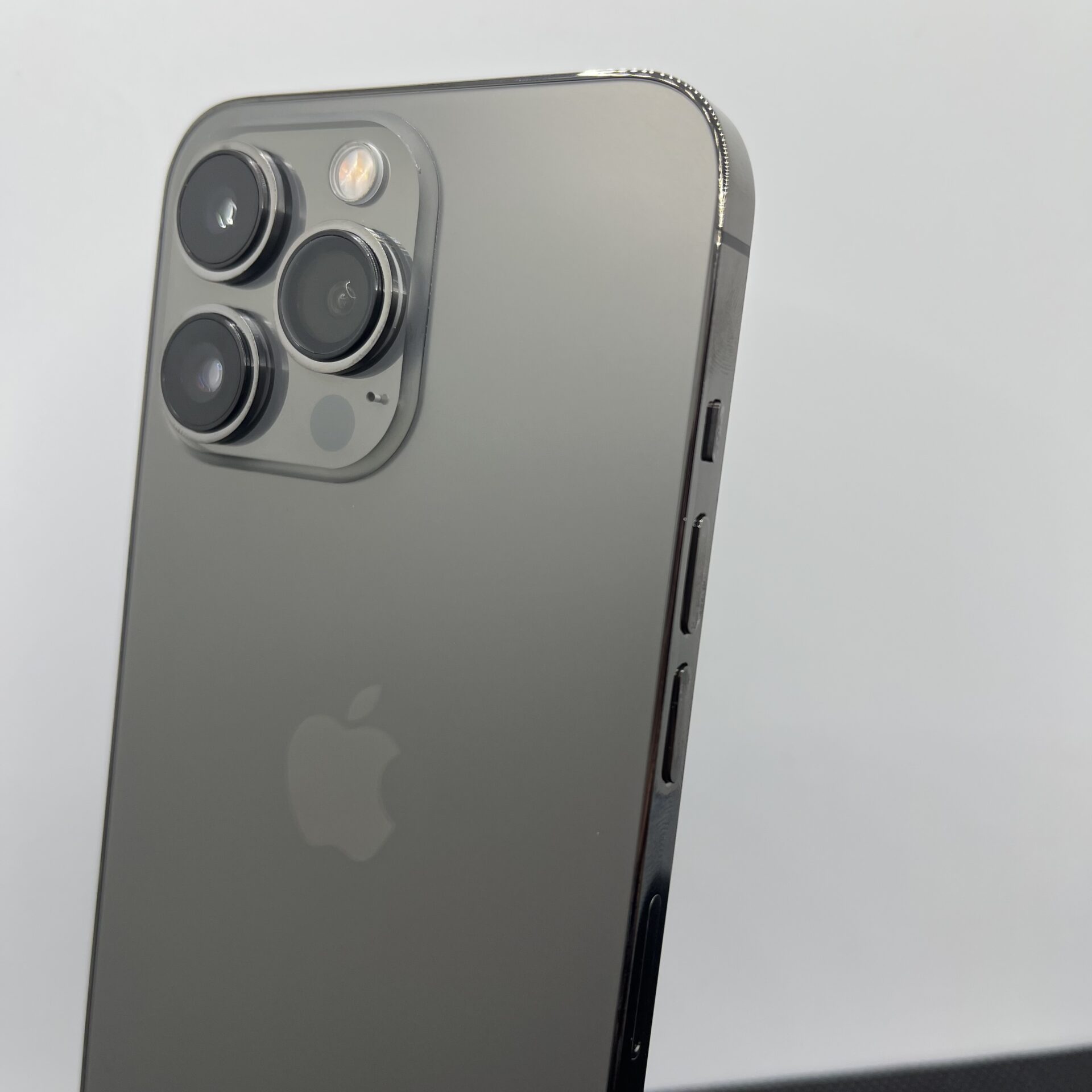 Apple iPhone 13 Pro 256GB Graphite (Condition: Good) - Image 10