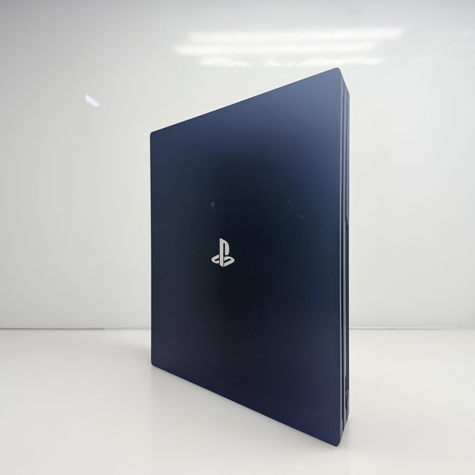 PlayStation 4 Pro Black 1TB + HDMI Cable + Power Cable + 1 Controller (Condition: Excellent) - Image 4
