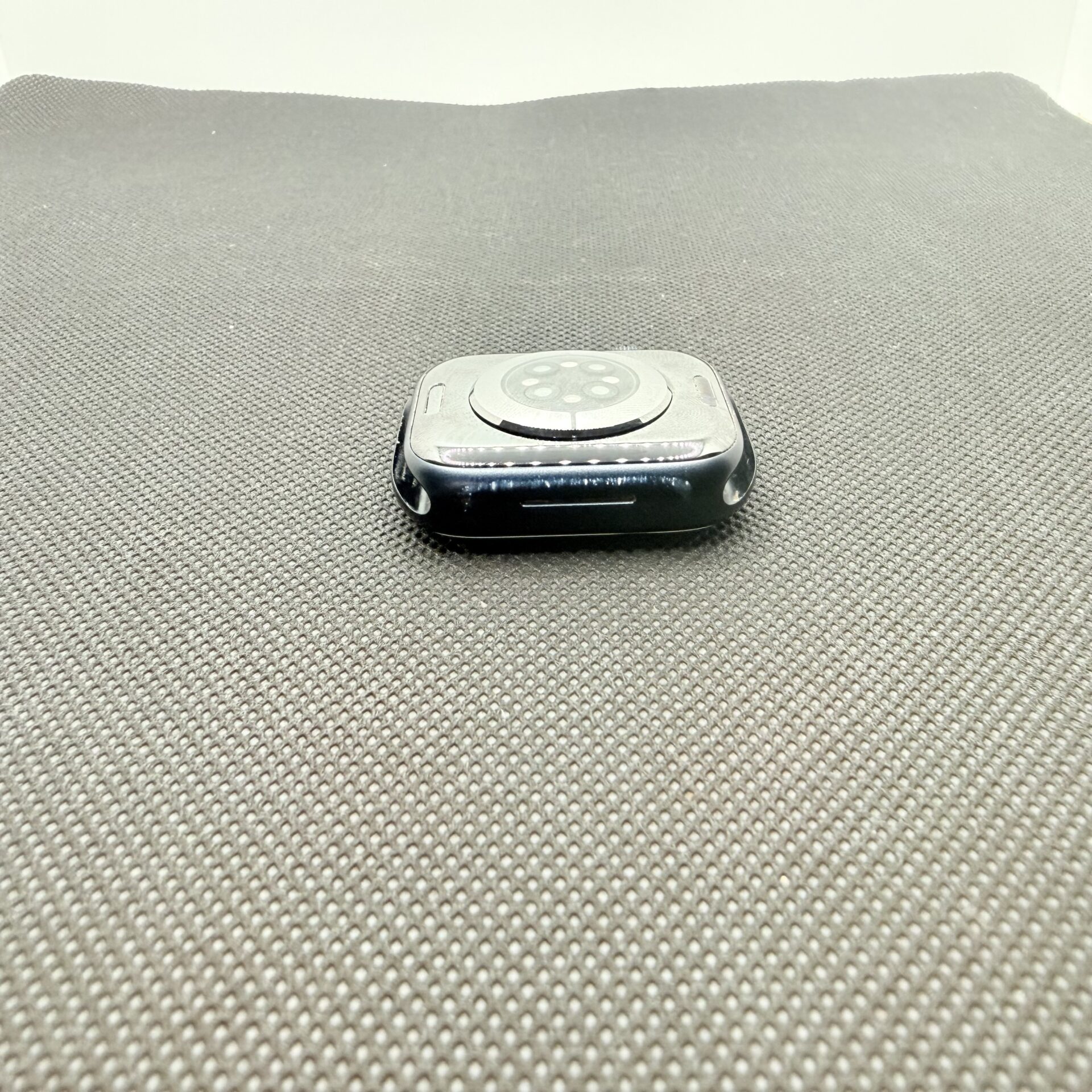 Apple Watch Series 9 41mm GPS Only Midnight (Condition: Good) - Image 2