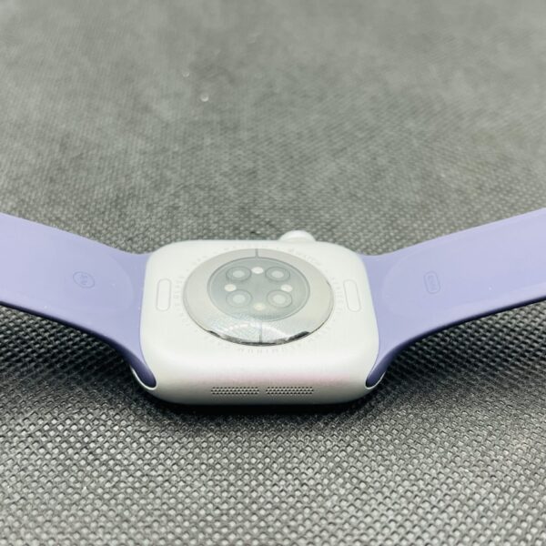 Apple Watch Series 11 42mm GPS Only Silver (Condition: Pristine) - Image 7
