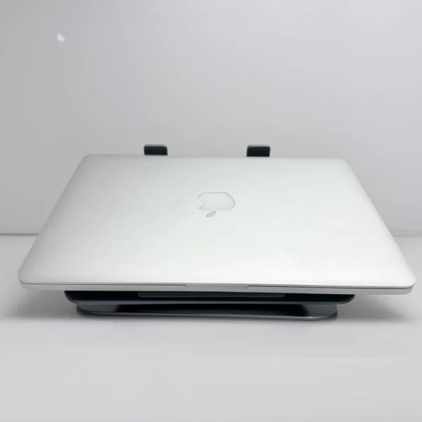 Apple MacBook Pro 13-Inch “Core i5” 2.7GHz (Retina, Early 2015