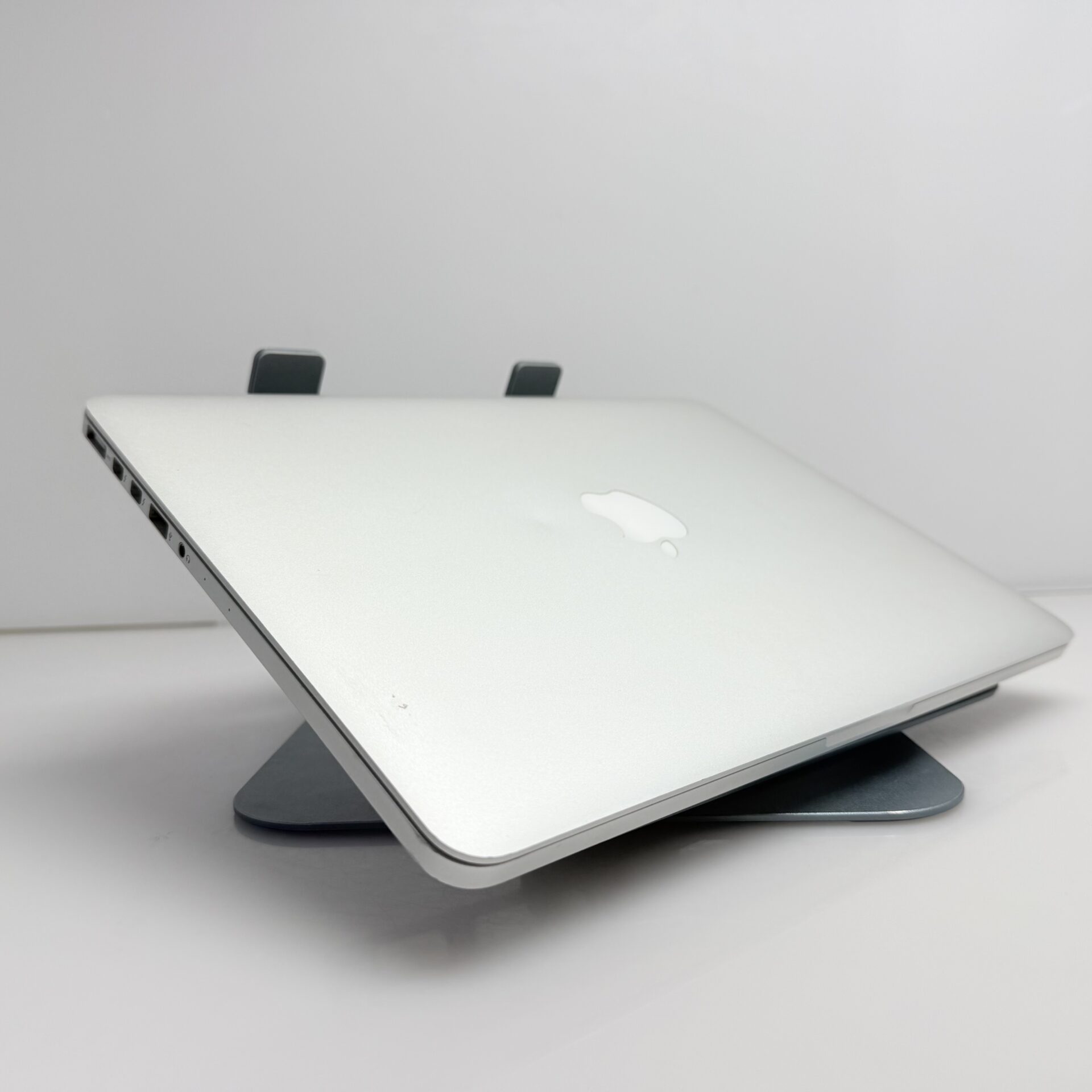 Apple MacBook Pro 13-Inch “Core i5” 2.7GHz (Retina, Early 2015) 8GB RAM 128GB SSD Space Grey (Condition: Good) - Image 7