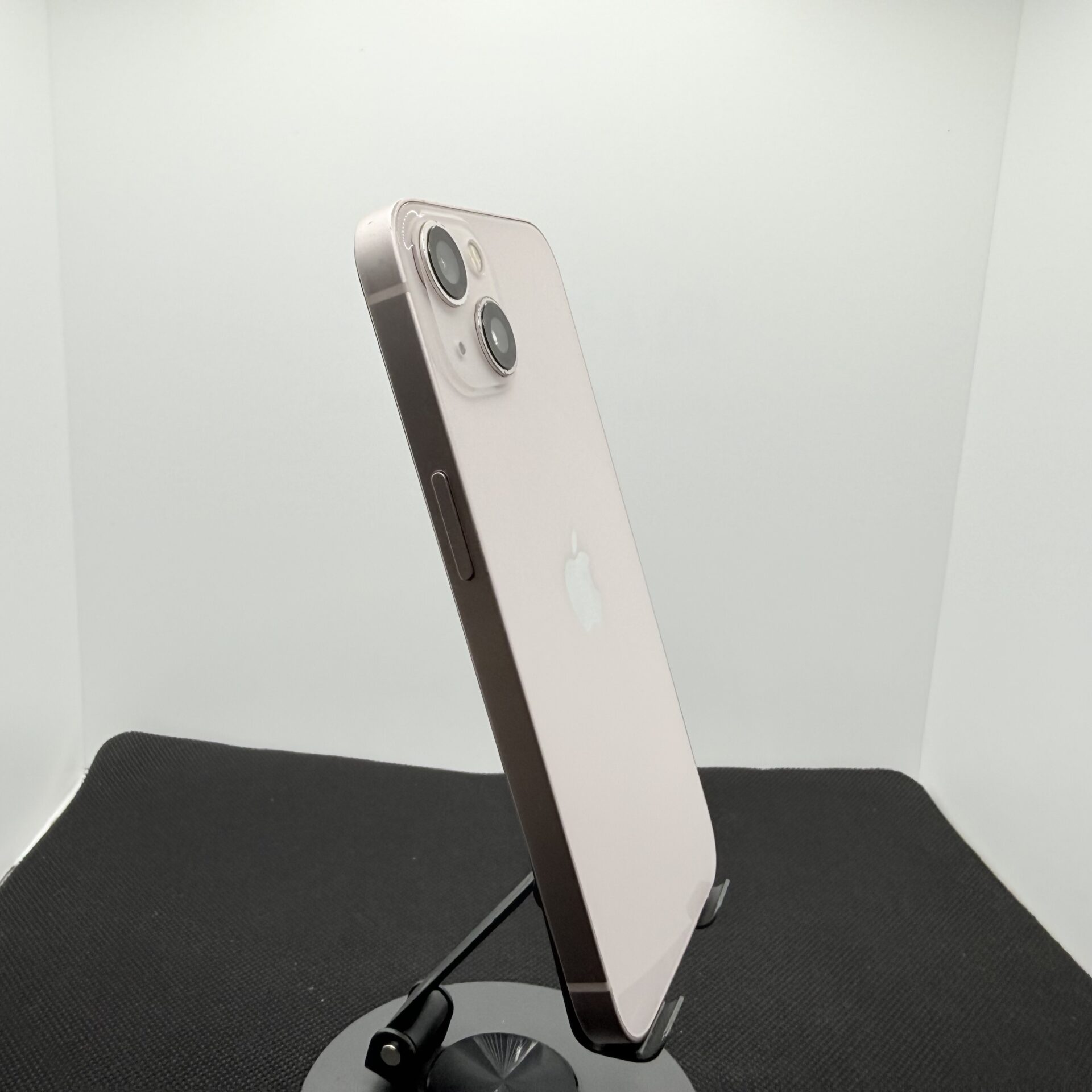 Apple iPhone 13 128GB Pink (Condition: Good) - Image 9