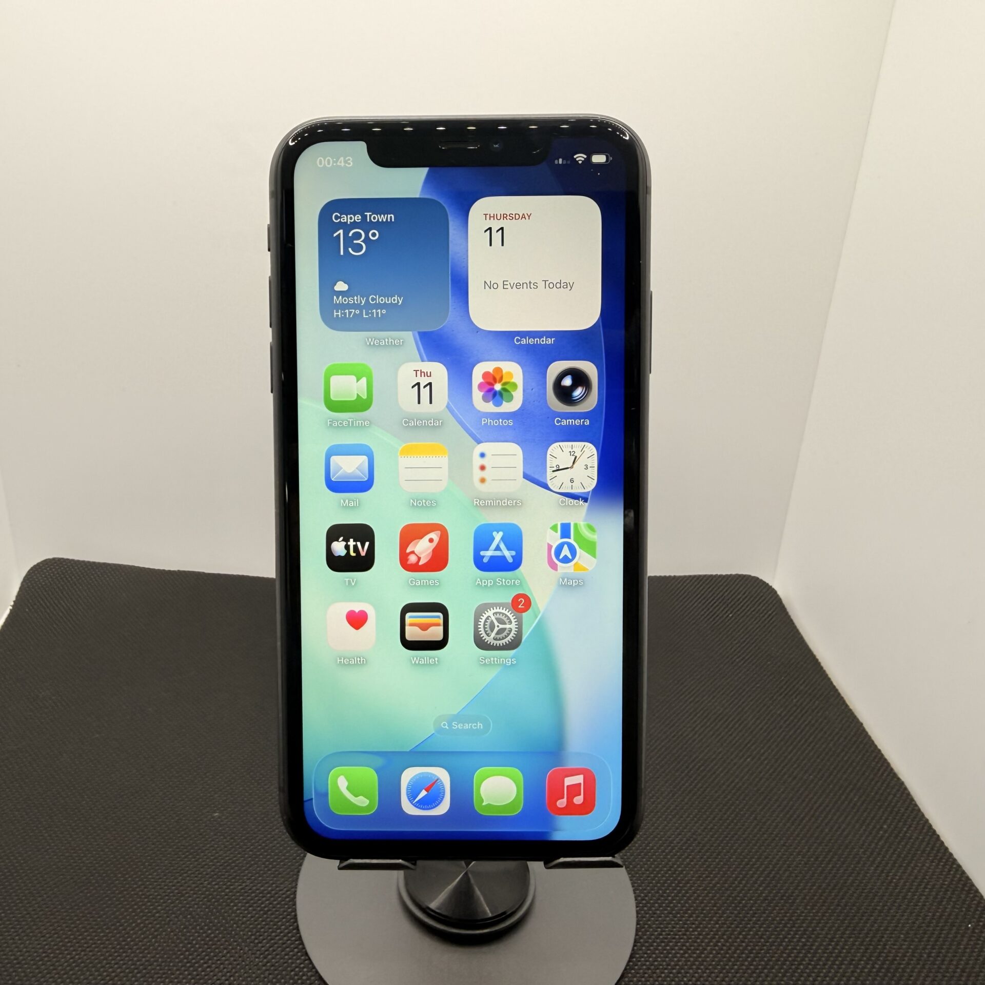 Apple iPhone 11 64GB Black (Condition: Good) - Image 2
