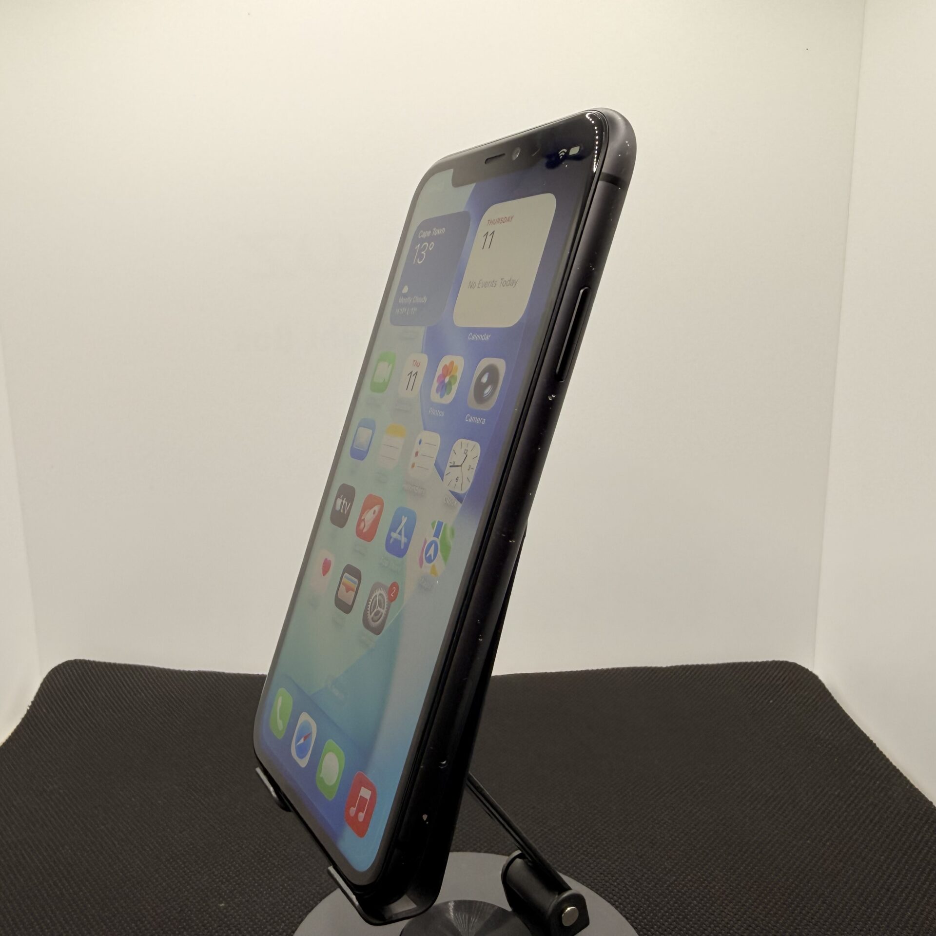 Apple iPhone 11 64GB Black (Condition: Good) - Image 5
