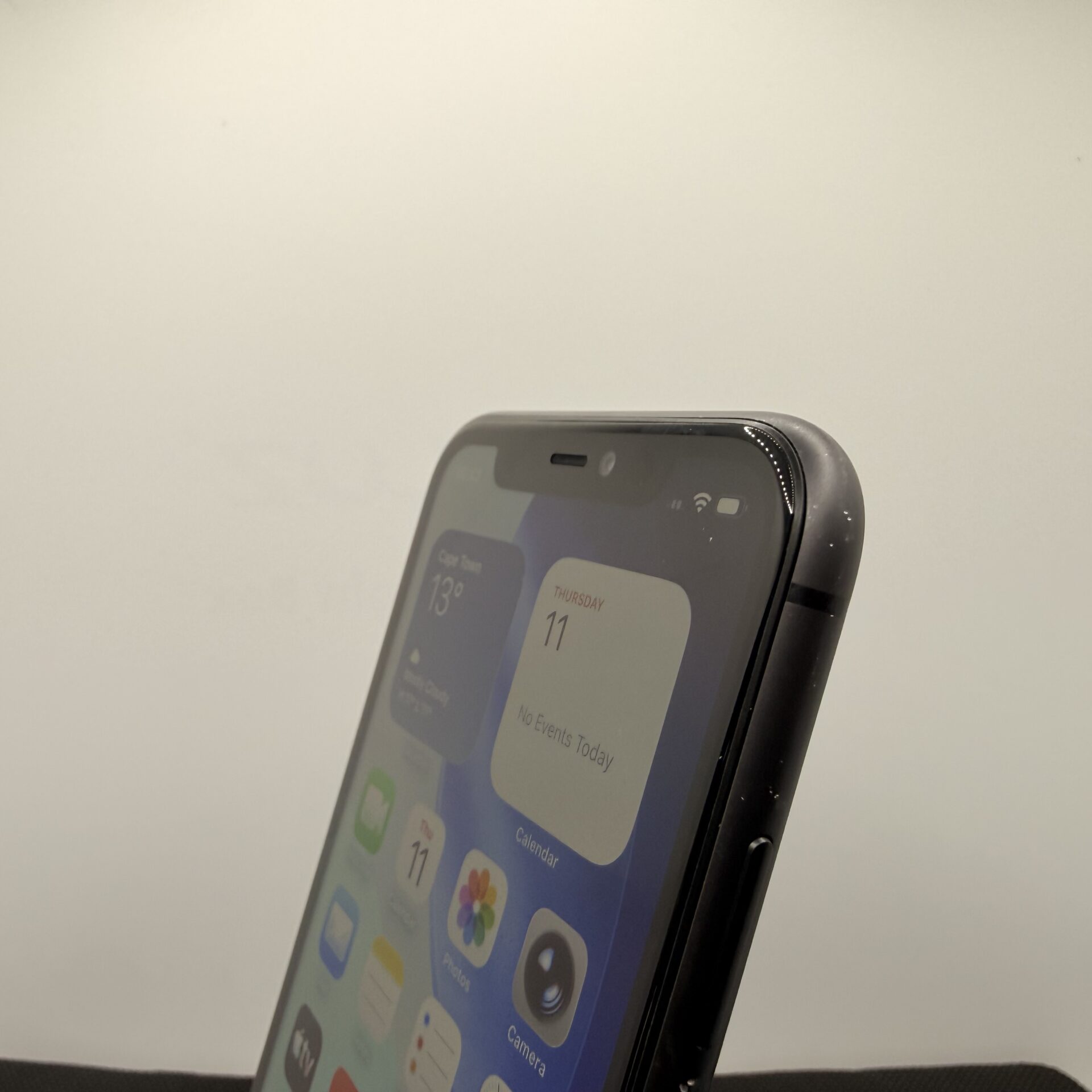 Apple iPhone 11 64GB Black (Condition: Good) - Image 6