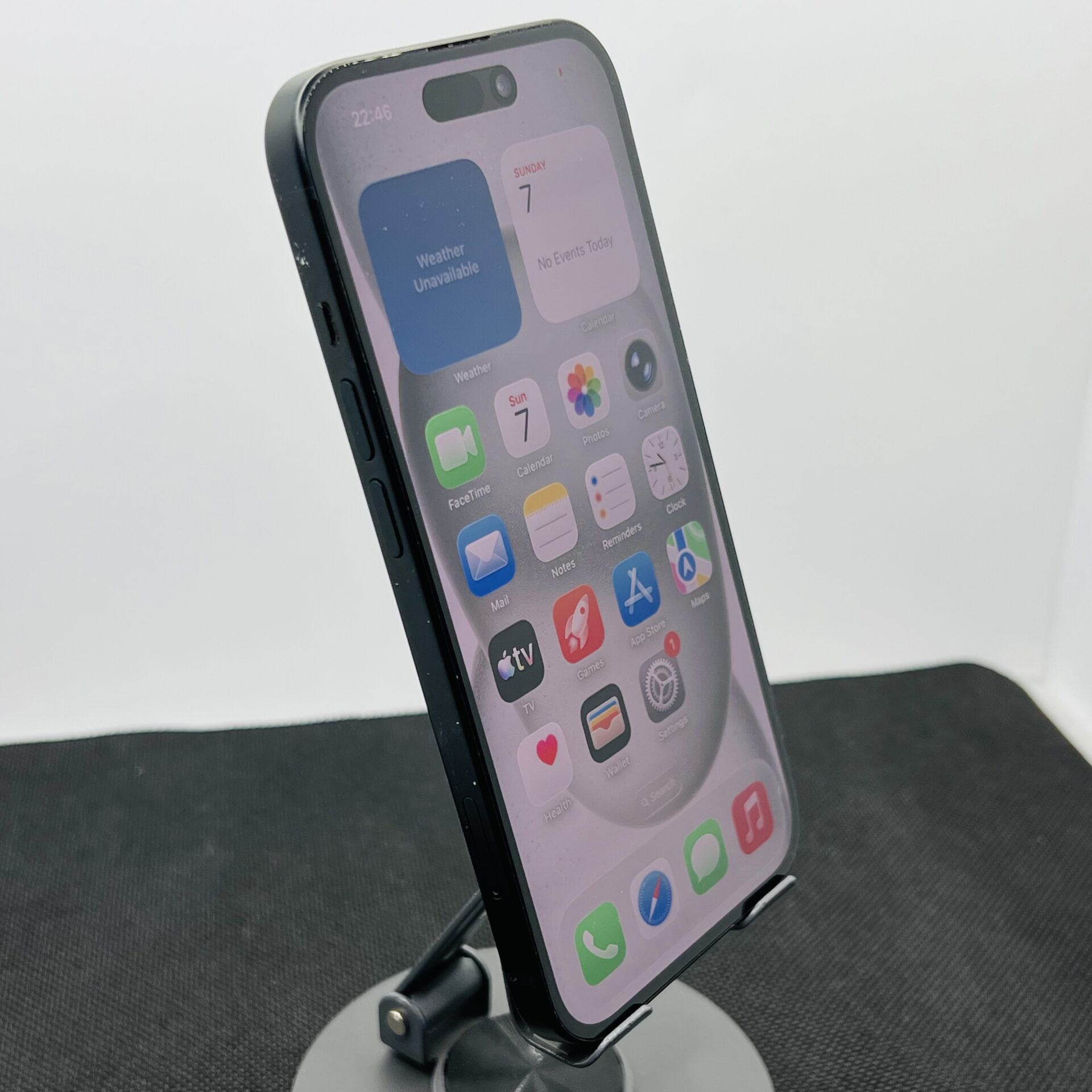 Apple iPhone 15 128GB Black (Condition: Good) - Image 3