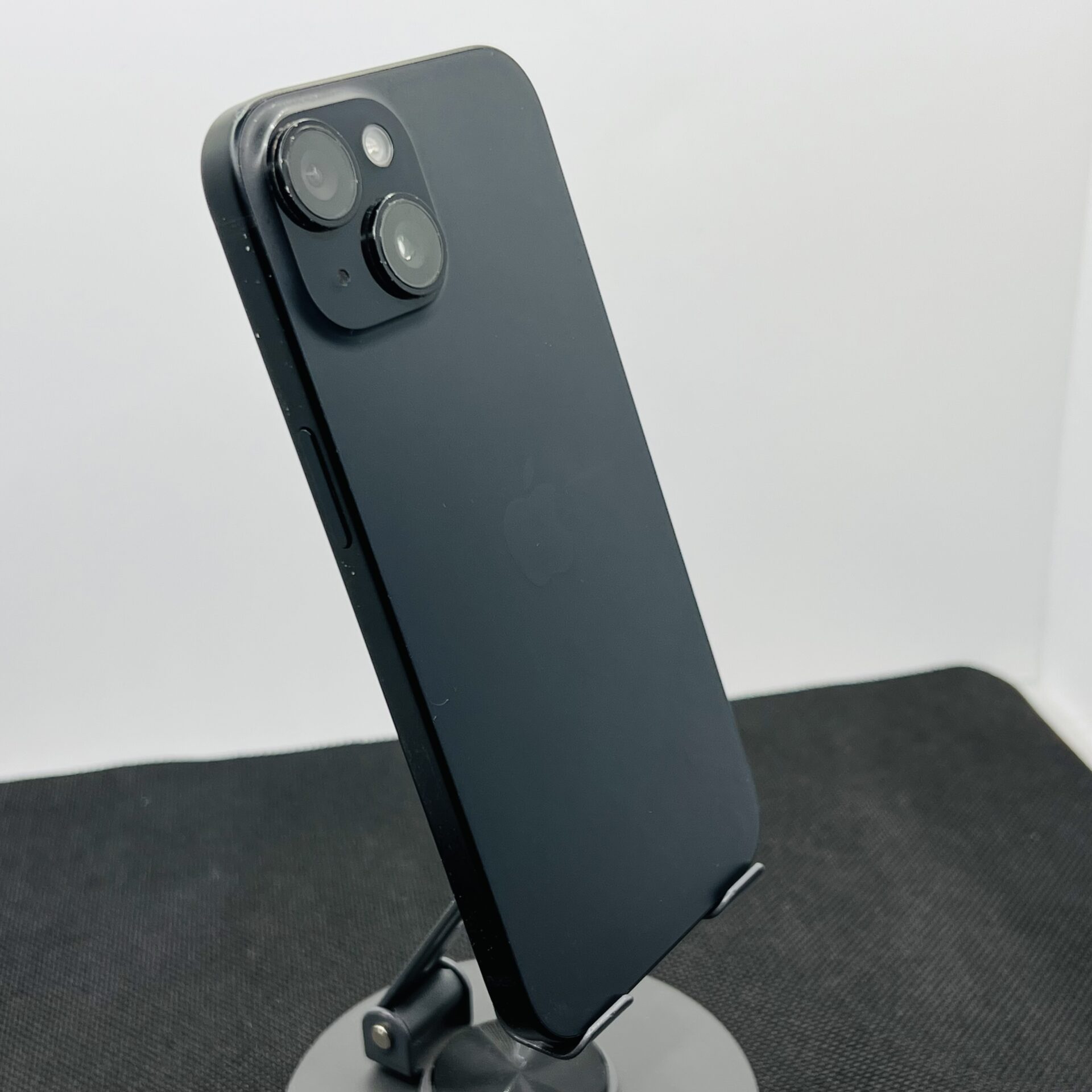 Apple iPhone 15 128GB Black (Condition: Good) - Image 10