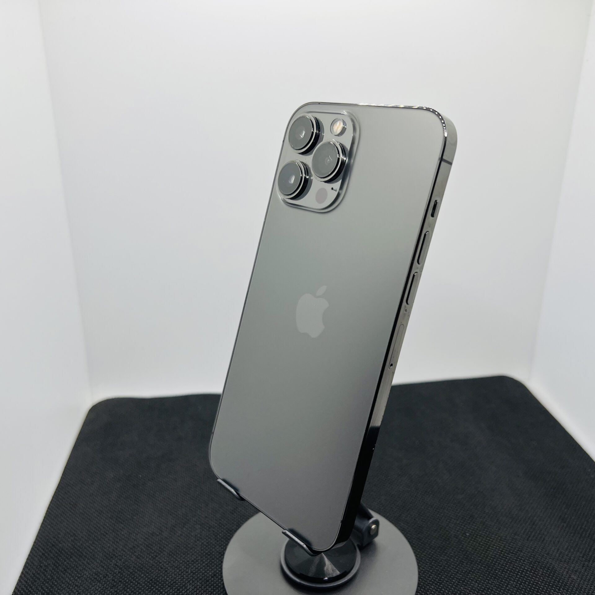 Apple iPhone 13 Pro Max 256GB Graphite (Condition: Good) - Image 8