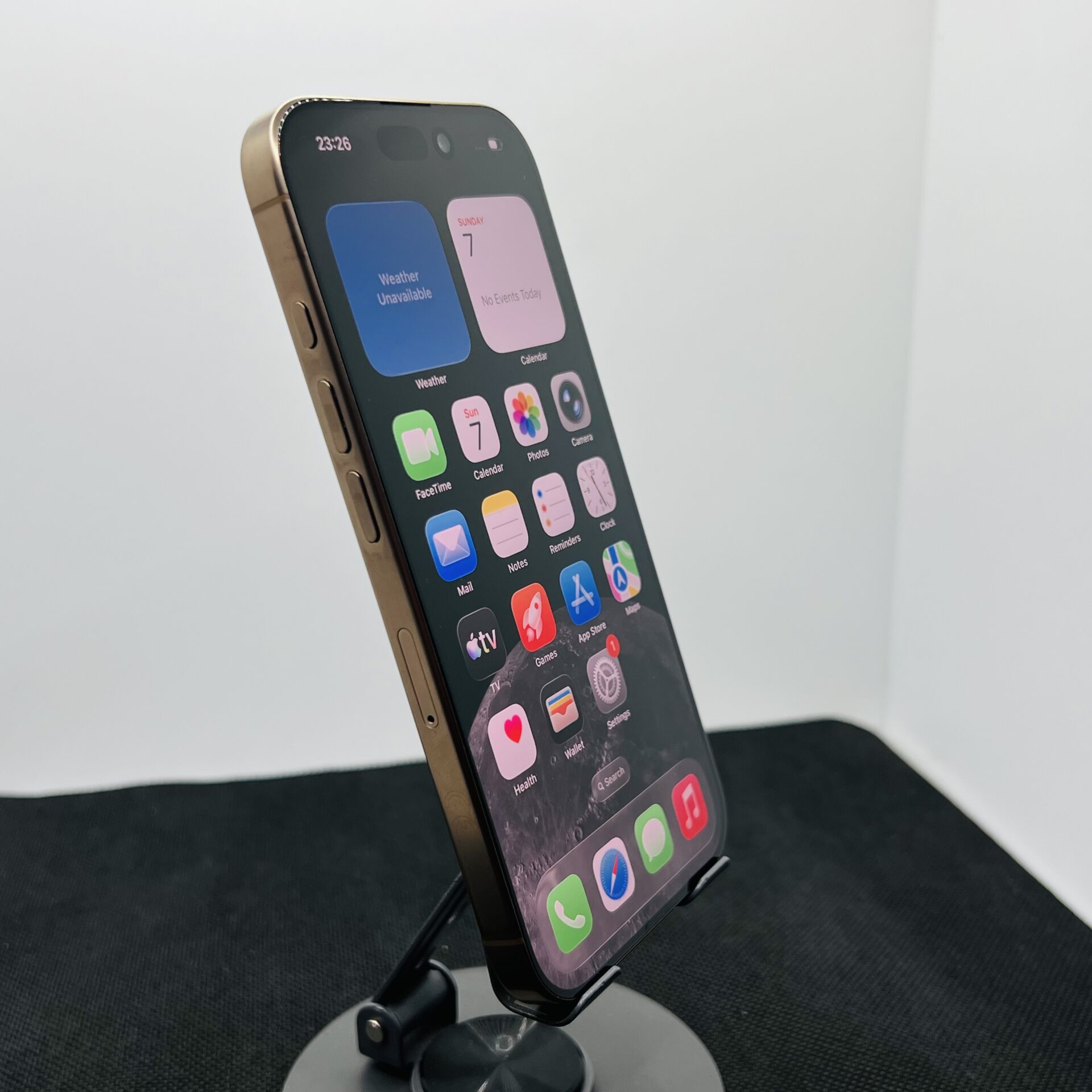 Apple iPhone 16 Pro 256GB Desert Titanium (Condition: Excellent) - Image 3
