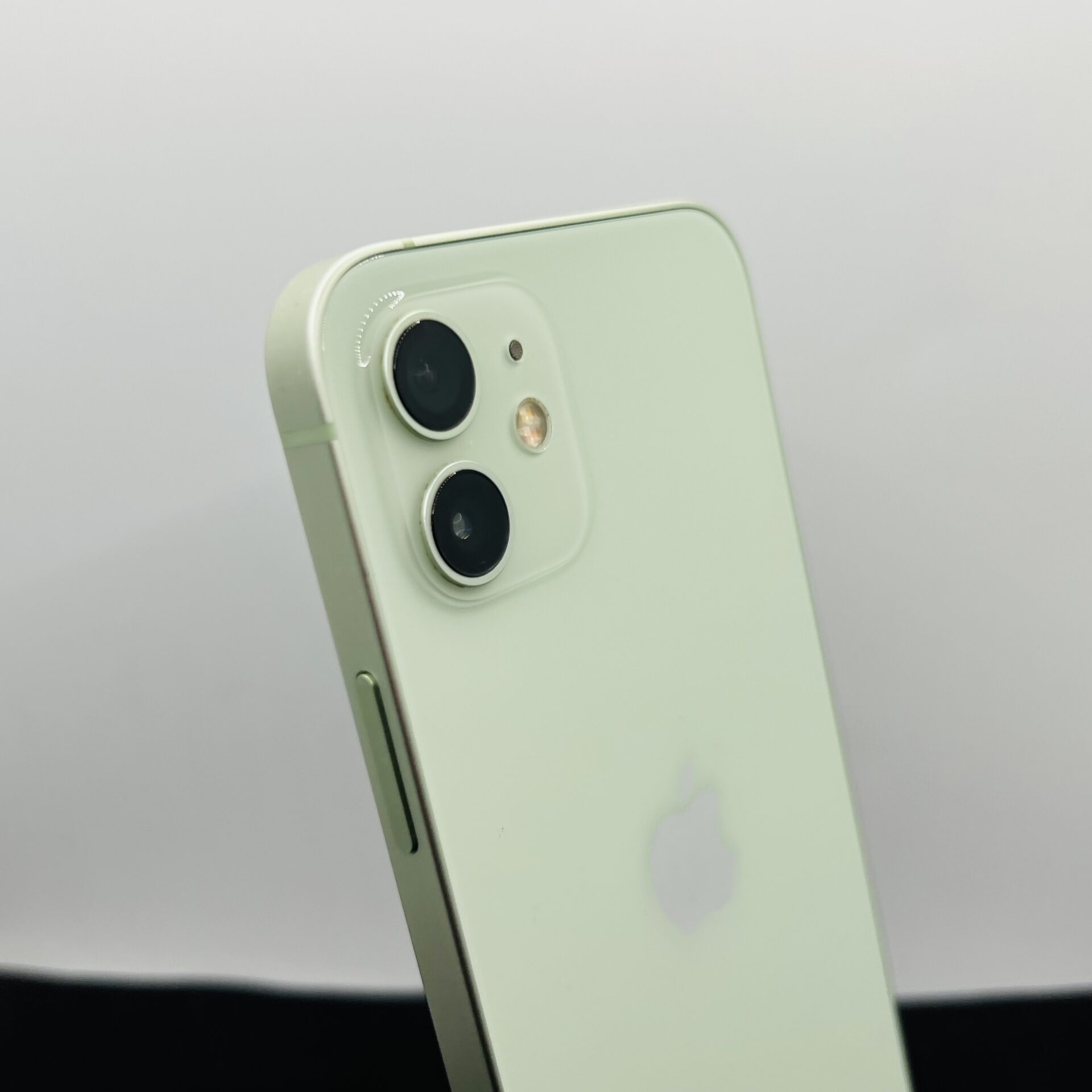 Apple iPhone 12 128GB Green (Condition Good) - Image 10