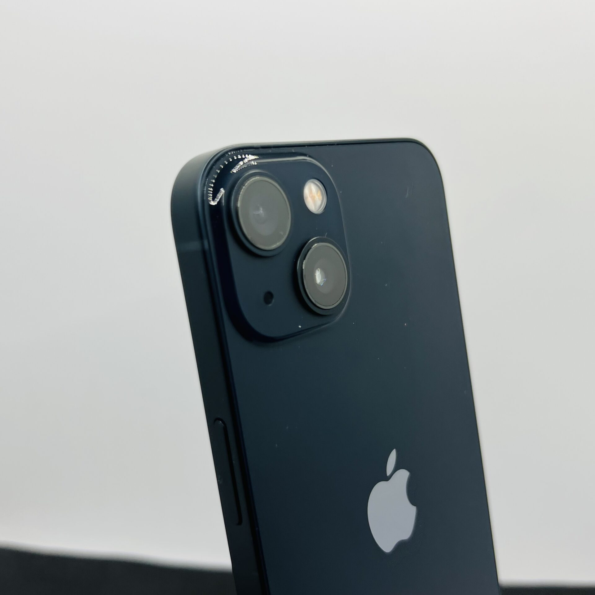 Apple iPhone 13 128GB Midnight (Condition Good) - Image 10