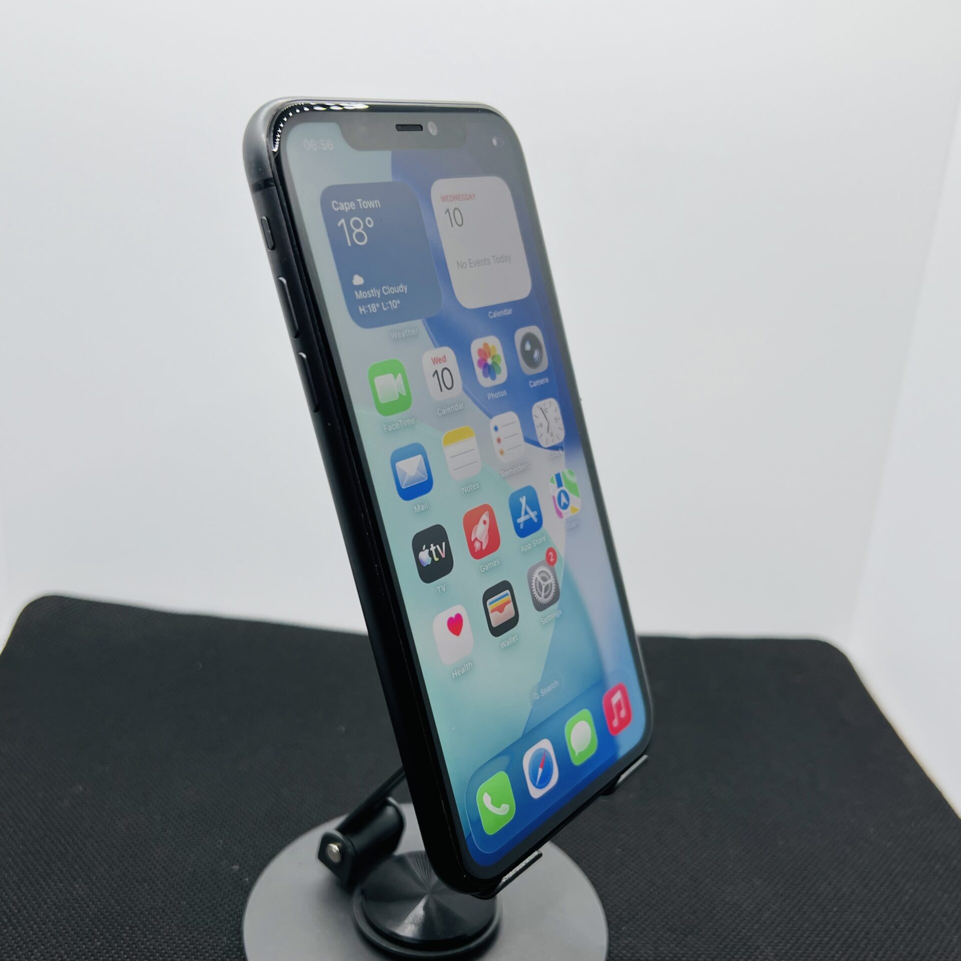 Apple iPhone 11 64GB Black (Condition: Good) - Image 2