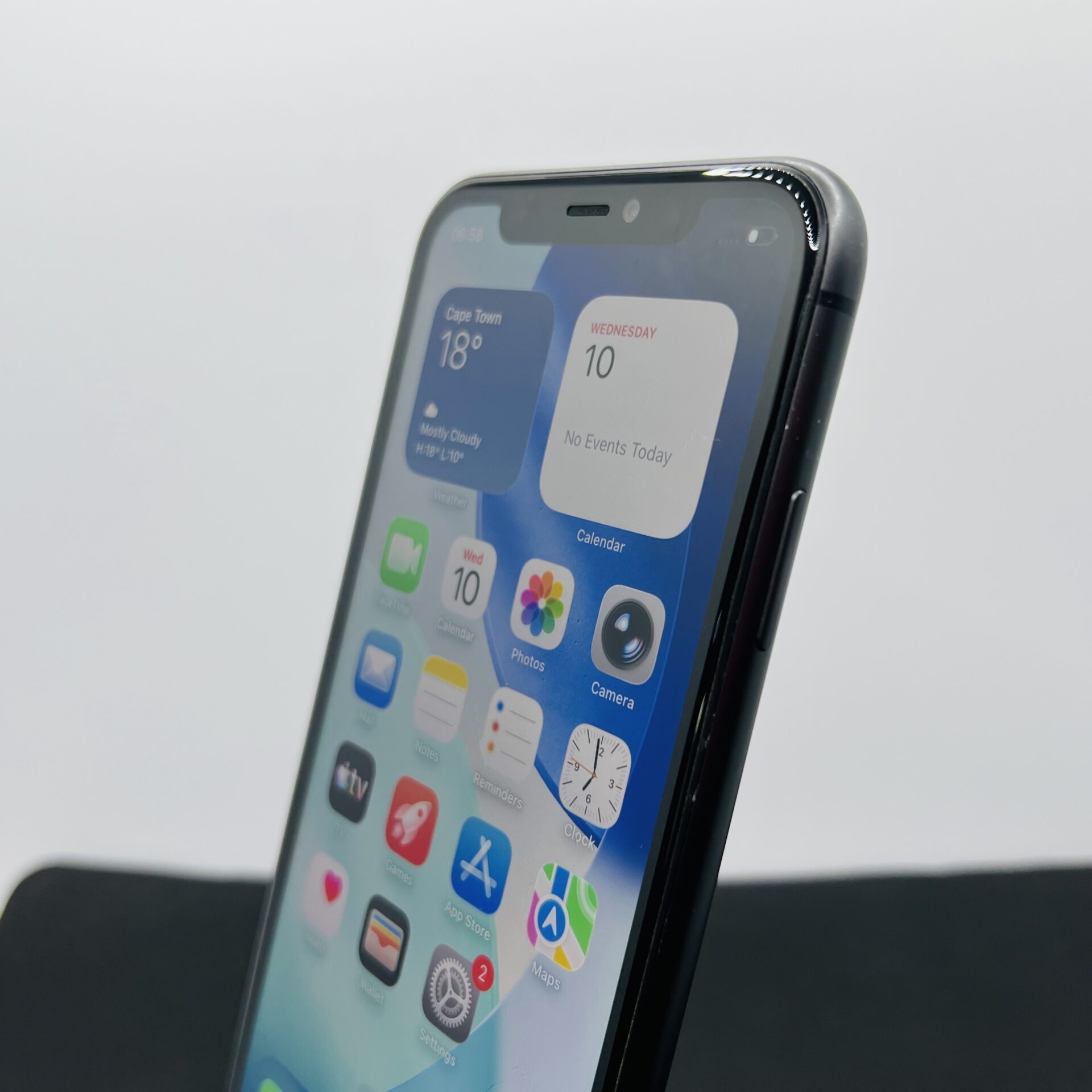 Apple iPhone 11 64GB Black (Condition: Good) - Image 6