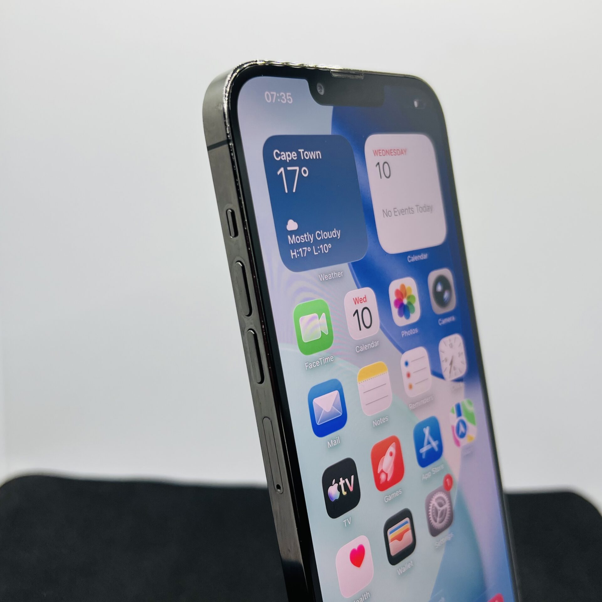 Apple iPhone 13 Pro Max 256GB Graphite (Condition: Good) - No Face ID - Image 4