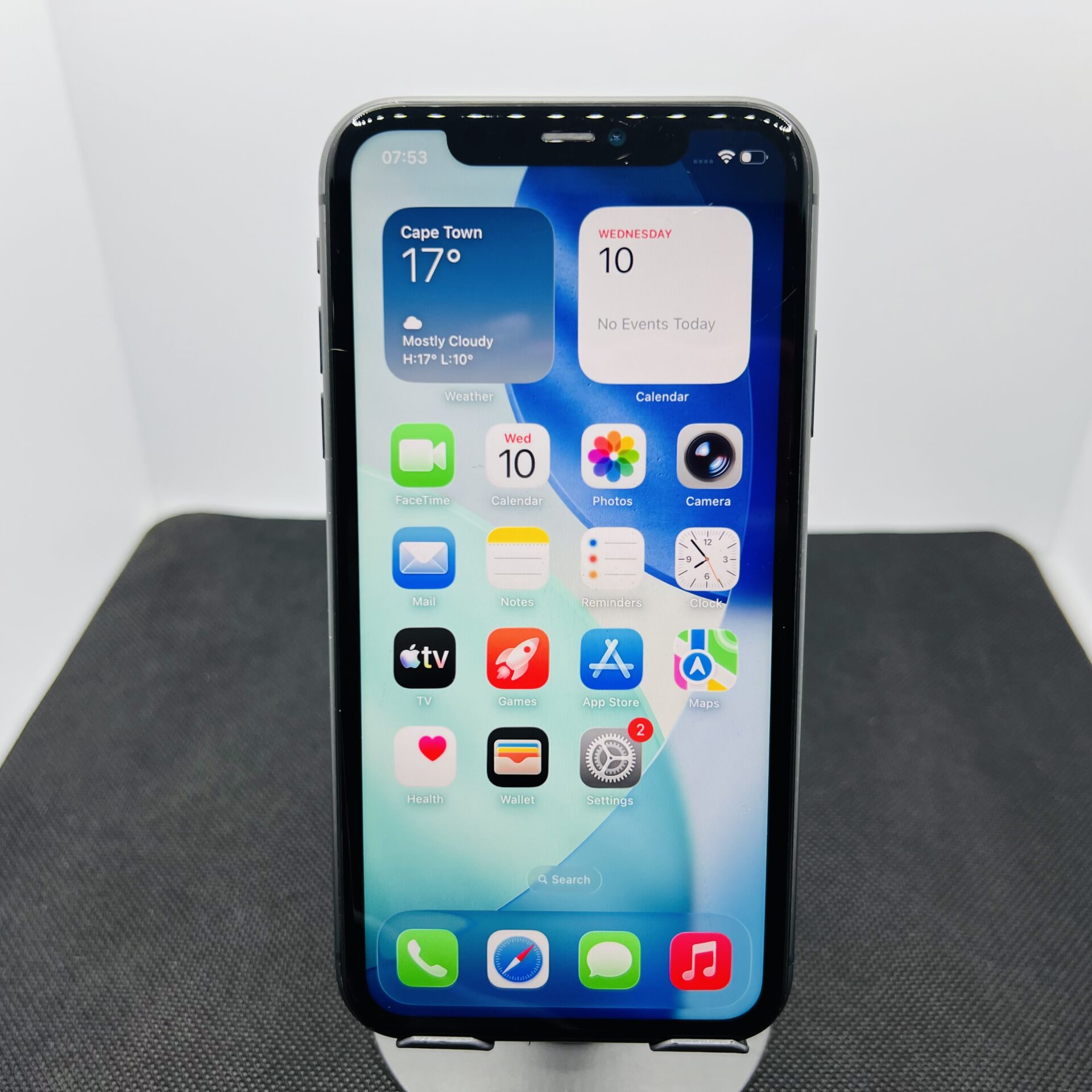 Apple iPhone 11 64GB Black (Condition: Good) - Image 2