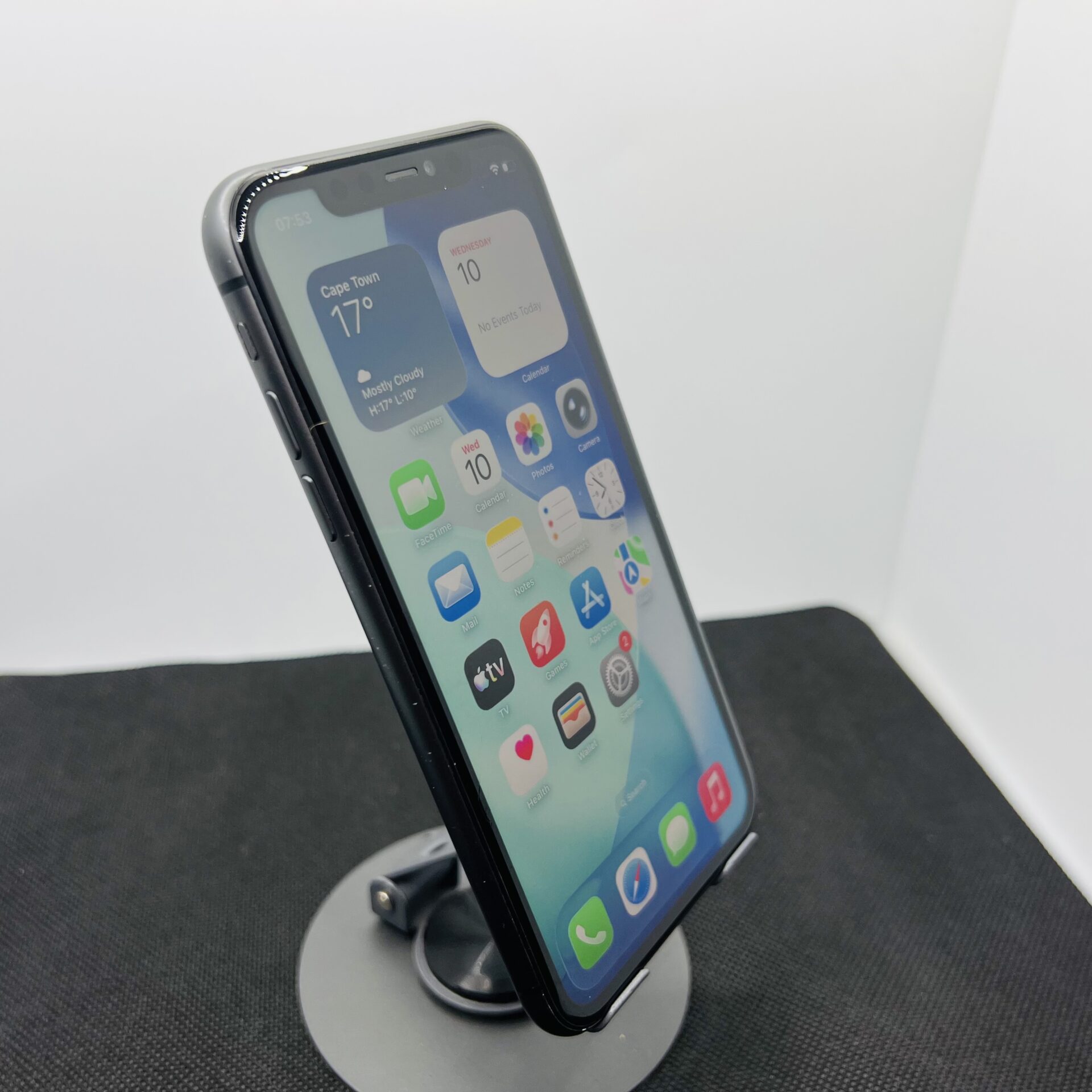 Apple iPhone 11 64GB Black (Condition: Good) - Image 3