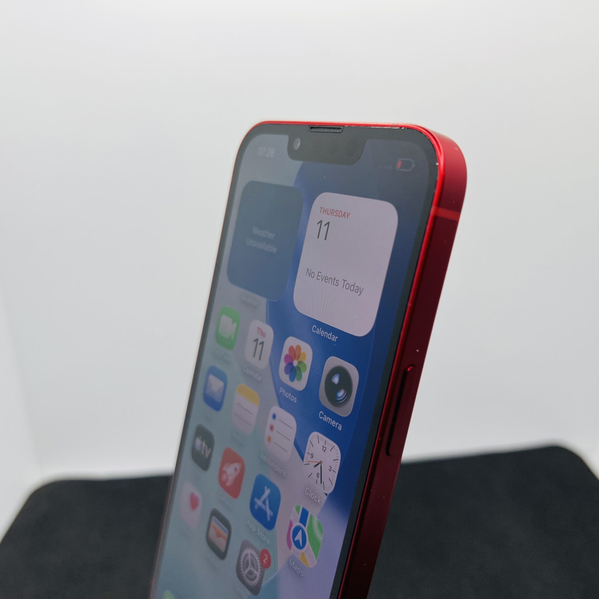 Apple iPhone 13 128GB Product Red (Condition: Good) - Image 6