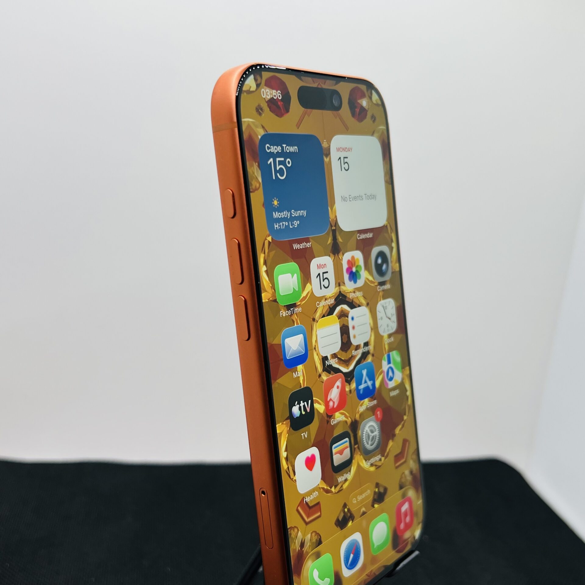 Apple iPhone 17 Pro 256GB Cosmic Orange (Condition: Excellent) - Image 4