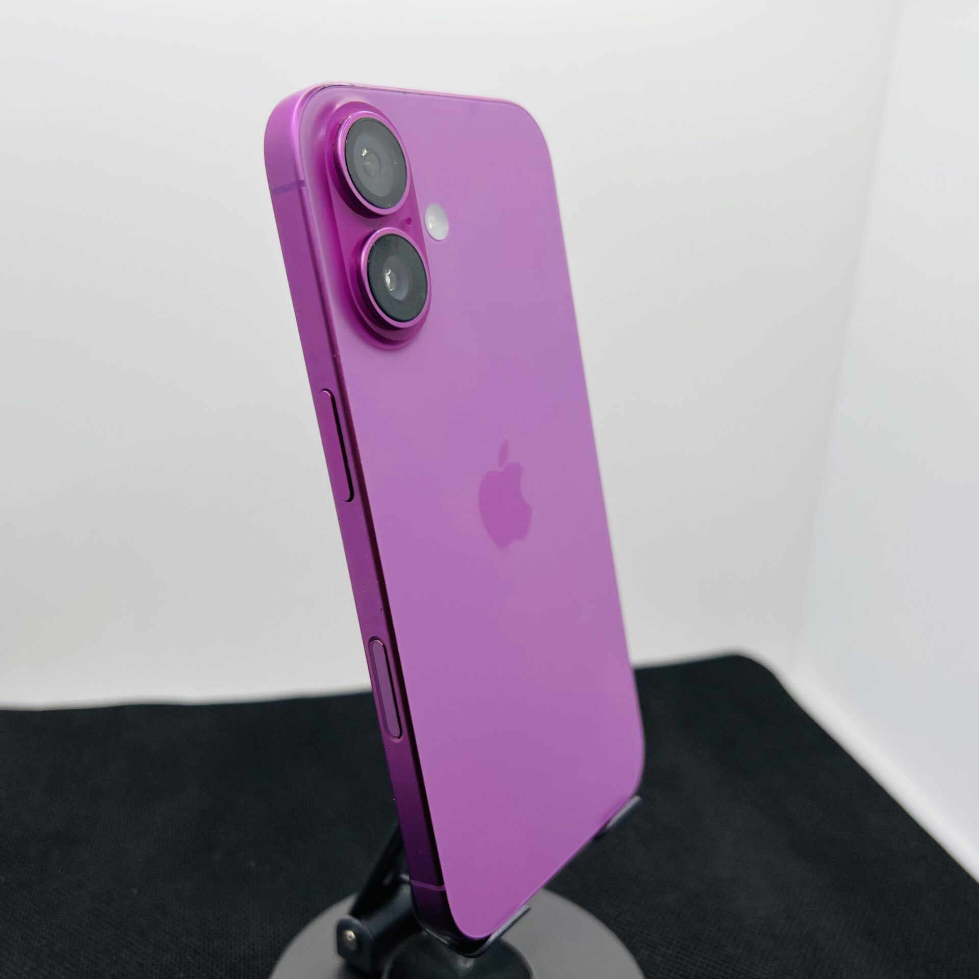 Apple iPhone 16 128GB Pink (Condition: Excellent) - Image 10