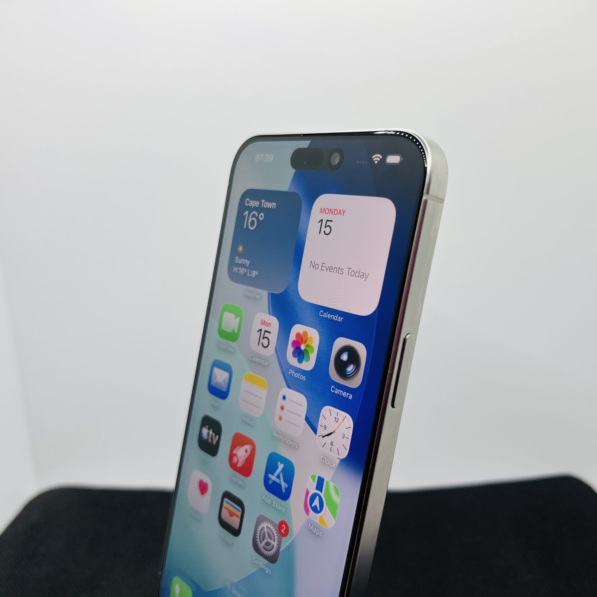 Apple iPhone 15 Pro Max 256GB White Titanium (Condition: Excellent) - Image 6
