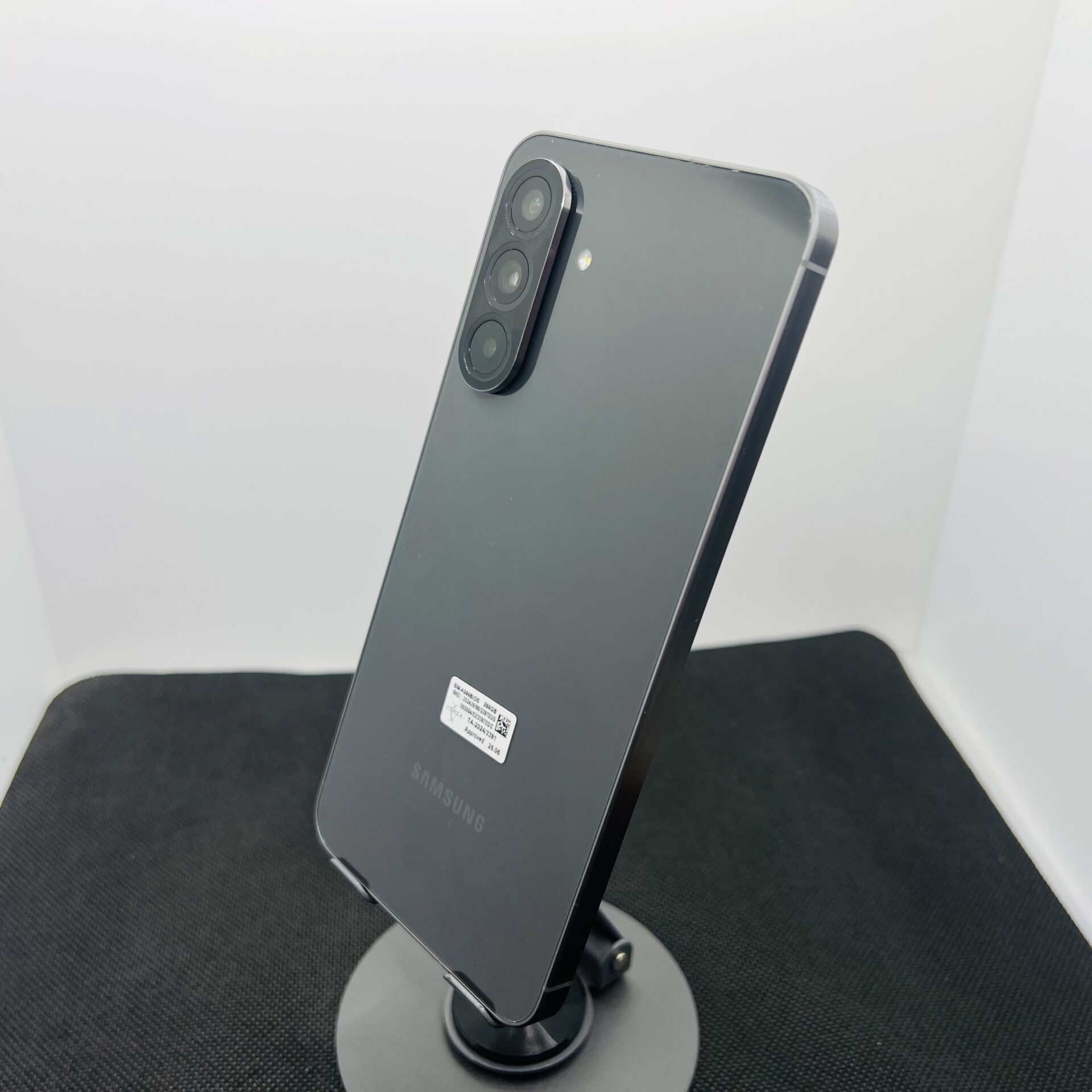 Samsung Galaxy A56 256GB Awesome Graphite (Condition: Pristine) - Image 7