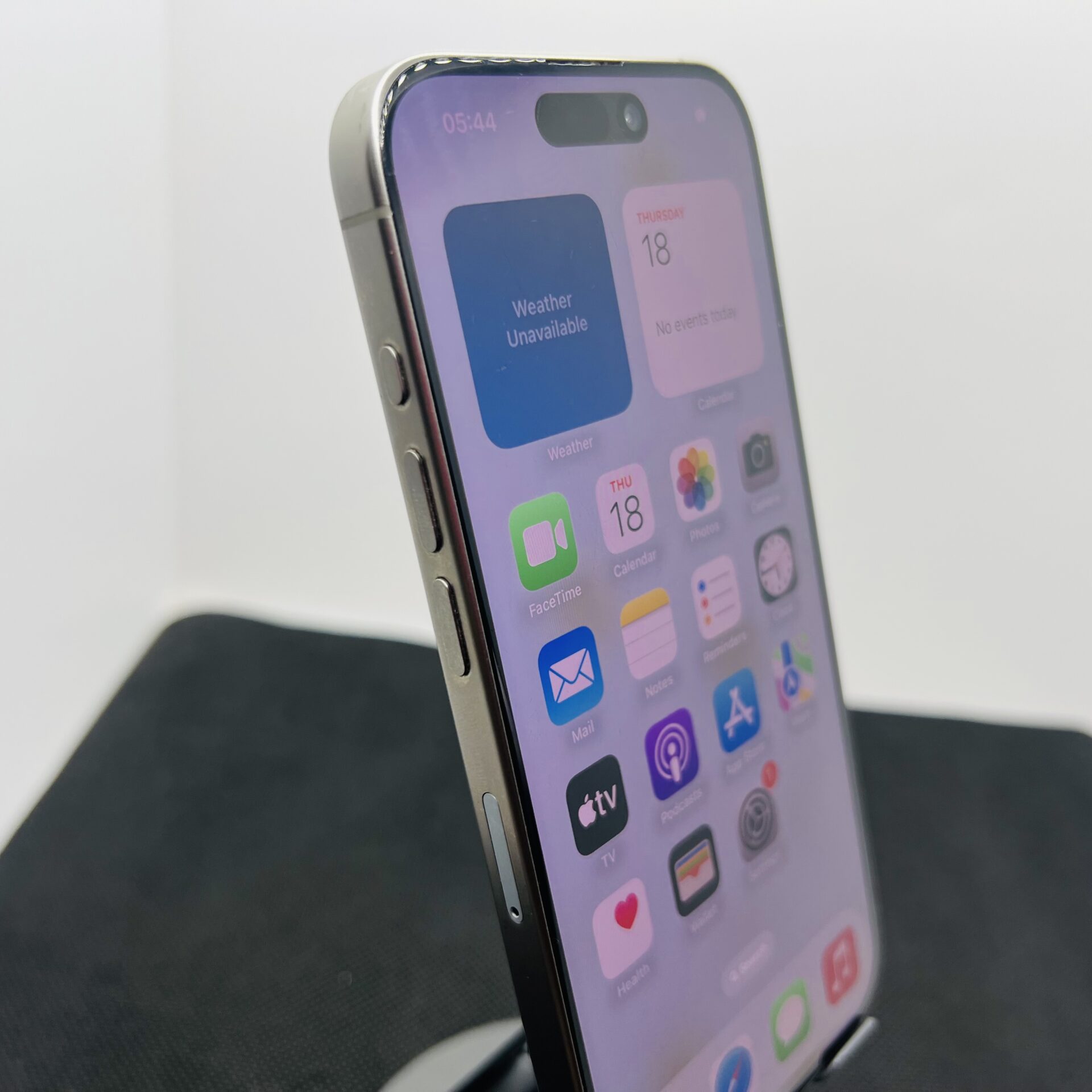 Apple iPhone 15 Pro 128GB Natural Titanium (Condition: Good) - Image 3