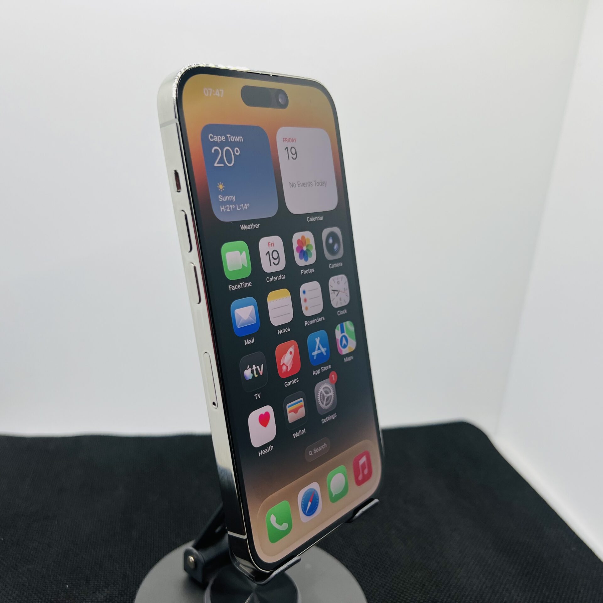 Apple iPhone 14 Pro 256GB Silver (Condition: Excellent) - Image 3