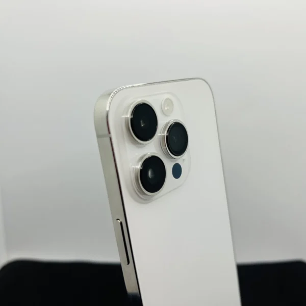 Apple iPhone 14 Pro 256GB ホワイト Apple iPhone 14 Pro 256GB Silver (Condition: Excellent) | Epic