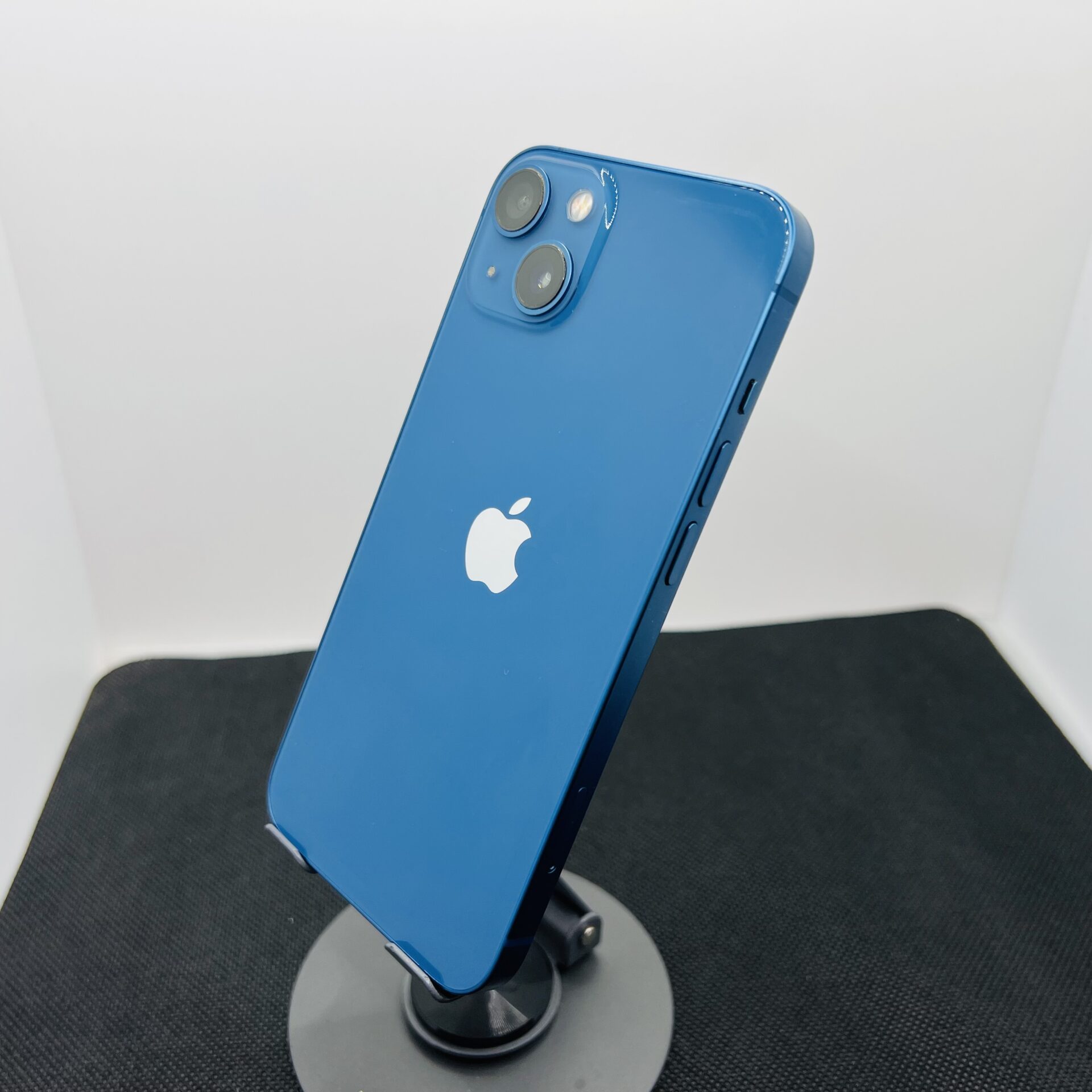 Apple iPhone 13 128GB Blue (Condition: Excellent) - Image 8