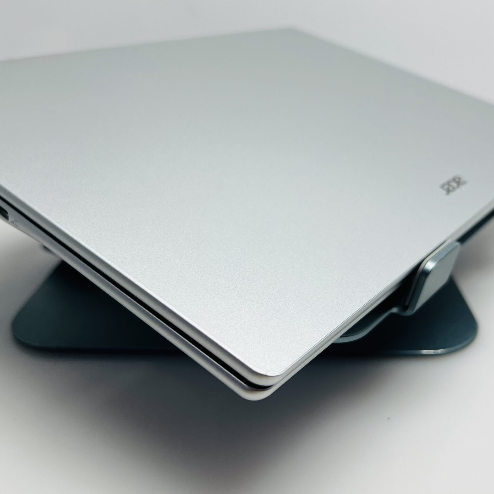 Acer Aspire Lite AL14-31P “Core 3 N355” 1.90GHz 8GB RAM DDR5 512GB SSD Light Silver (Condition: Excellent) - Image 8