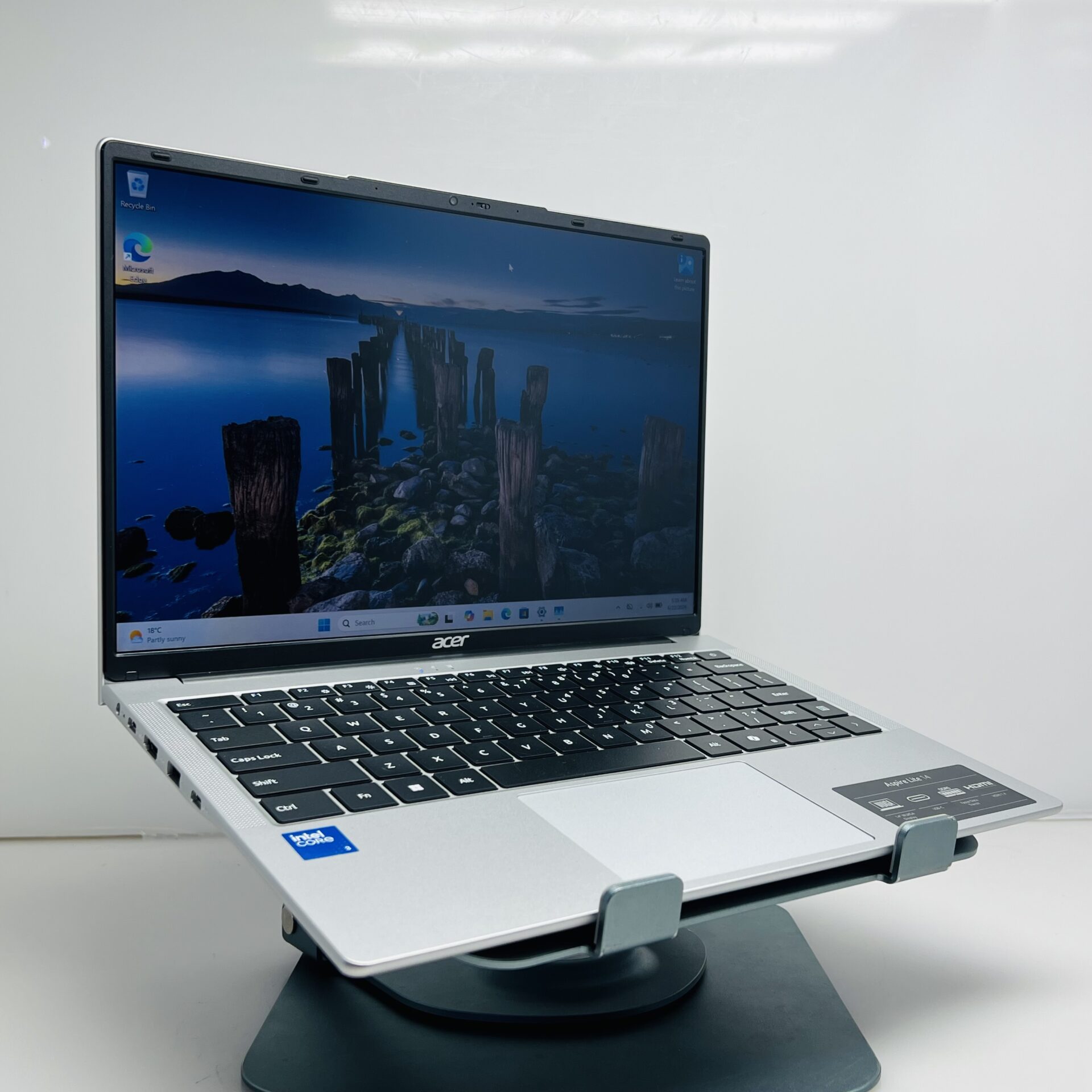 Acer Aspire Lite AL14-31P “Core 3 N355” 1.90GHz 8GB RAM DDR5 512GB SSD Light Silver (Condition: Excellent) - Image 4