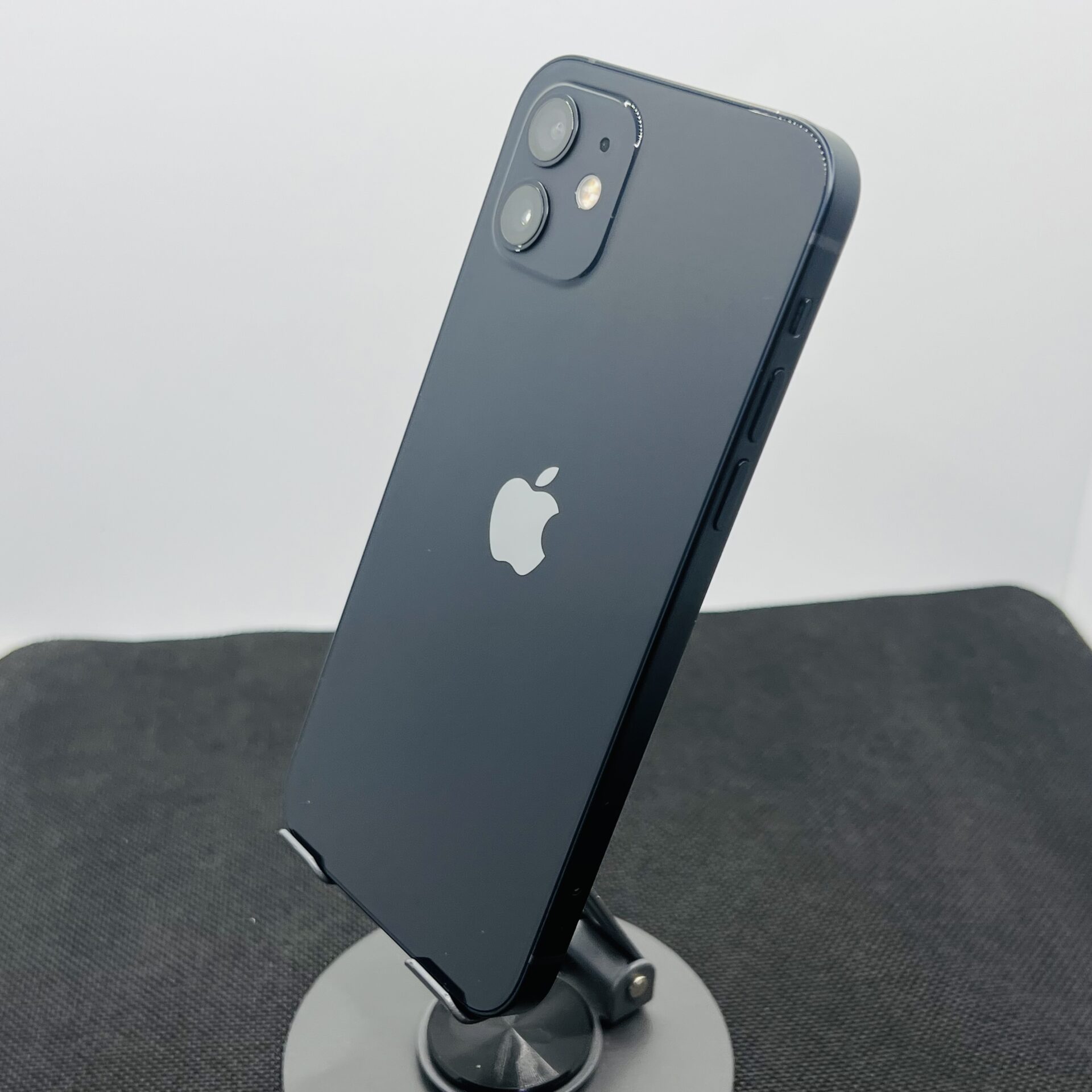 Apple iPhone 12 128GB Black (Condition: Good) - Image 8